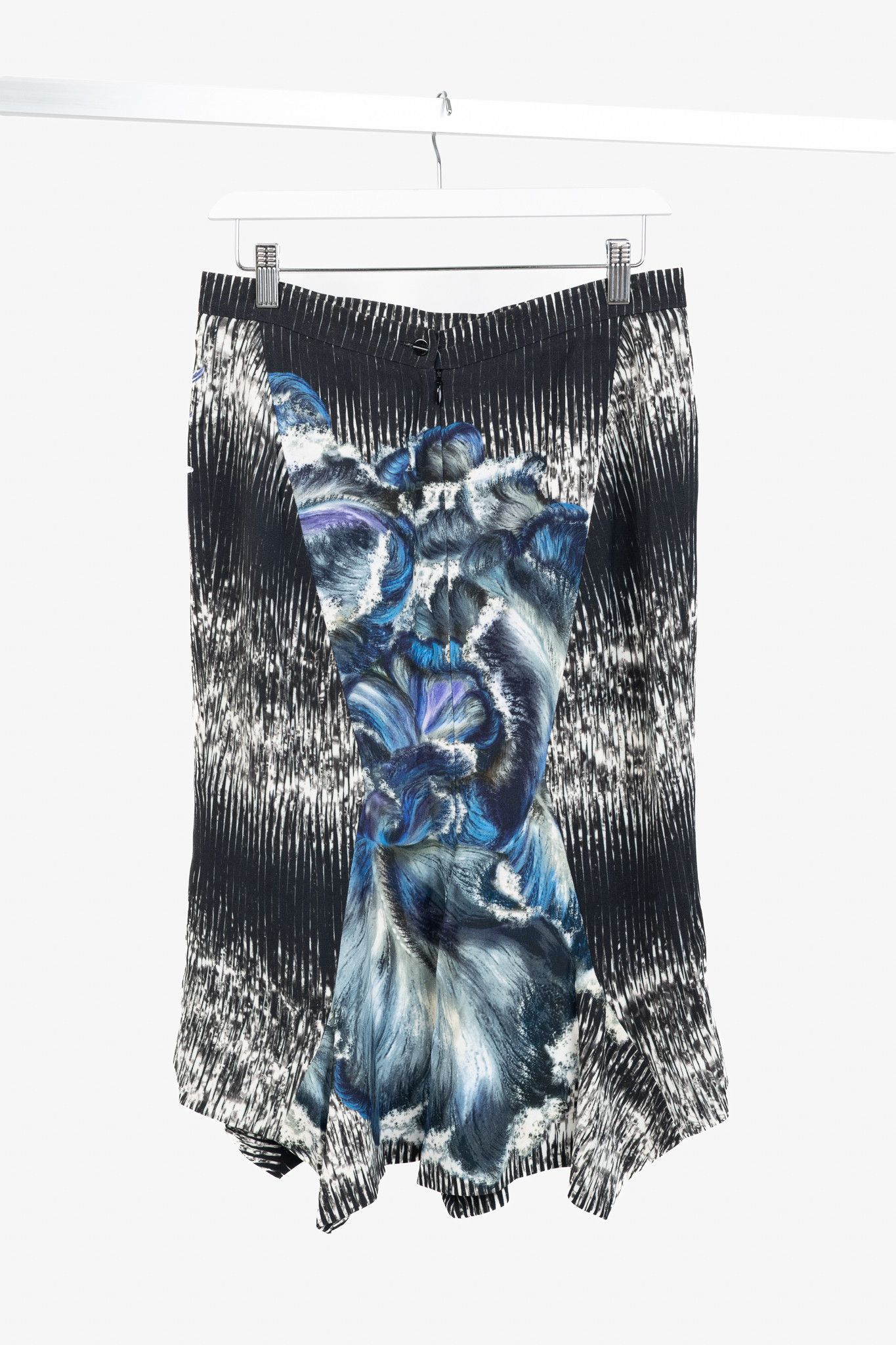 Peter Pilotto Peter Pilotto K Abstract Print Crepe Handkerchief-Hem Skirt Size 30" / US 8 / IT 44 - 2 Thumbnail