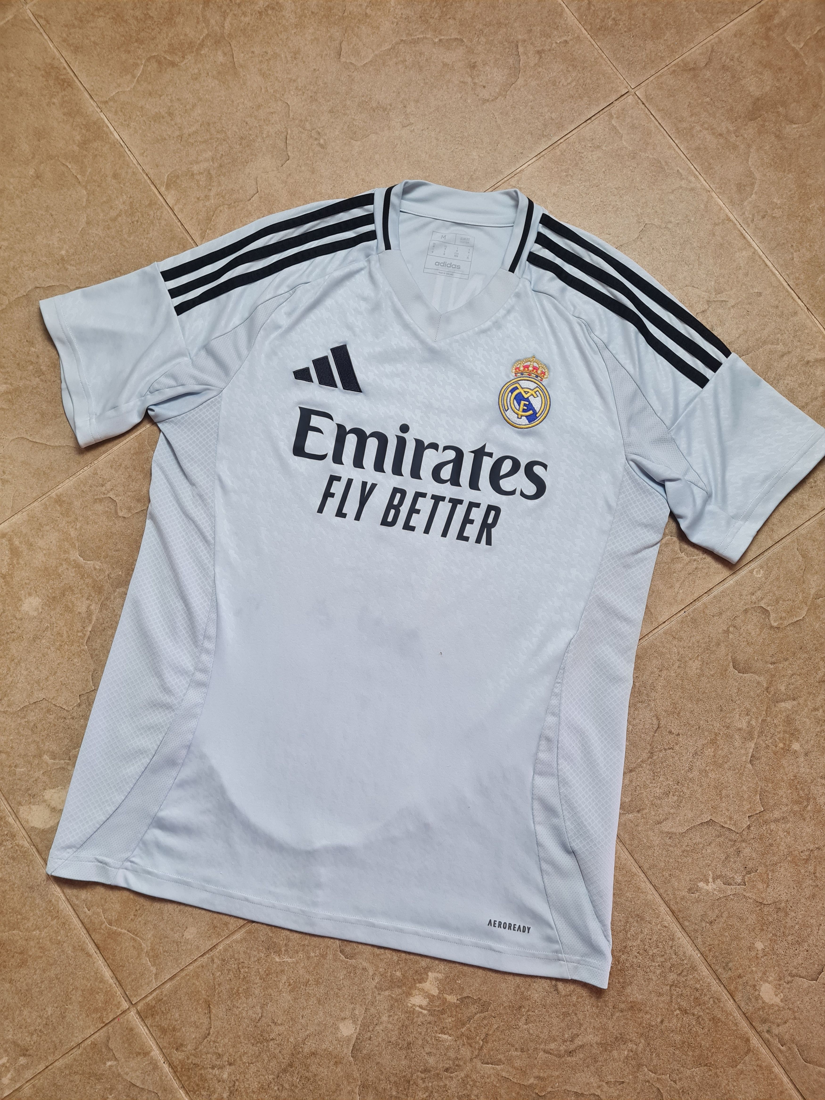 Adidas Adidas Real Madrid Home 24/25 Soccer Jersey Vini Jr 7 IU5011 Size US M / EU 48-50 / 2 - 3 Thumbnail