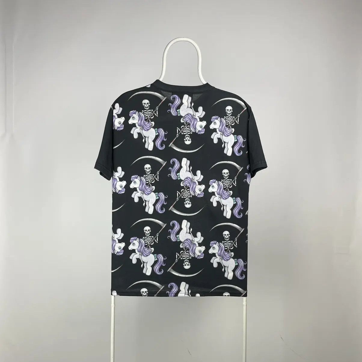 Band Tees Skulls horse T-shirt band tee humor size Large Size US L / EU 52-54 / 3 - 4 Thumbnail