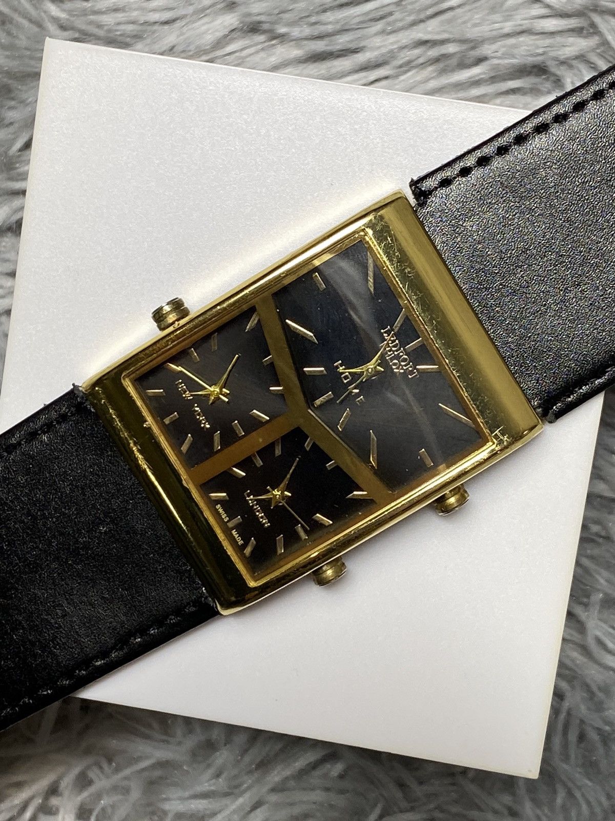 Japanese Brand × Vintage ✨ Ledfort Swiss Multi-Time Zones Watch ✨ Swiss Brand Size ONE SIZE - 1 Thumbnail