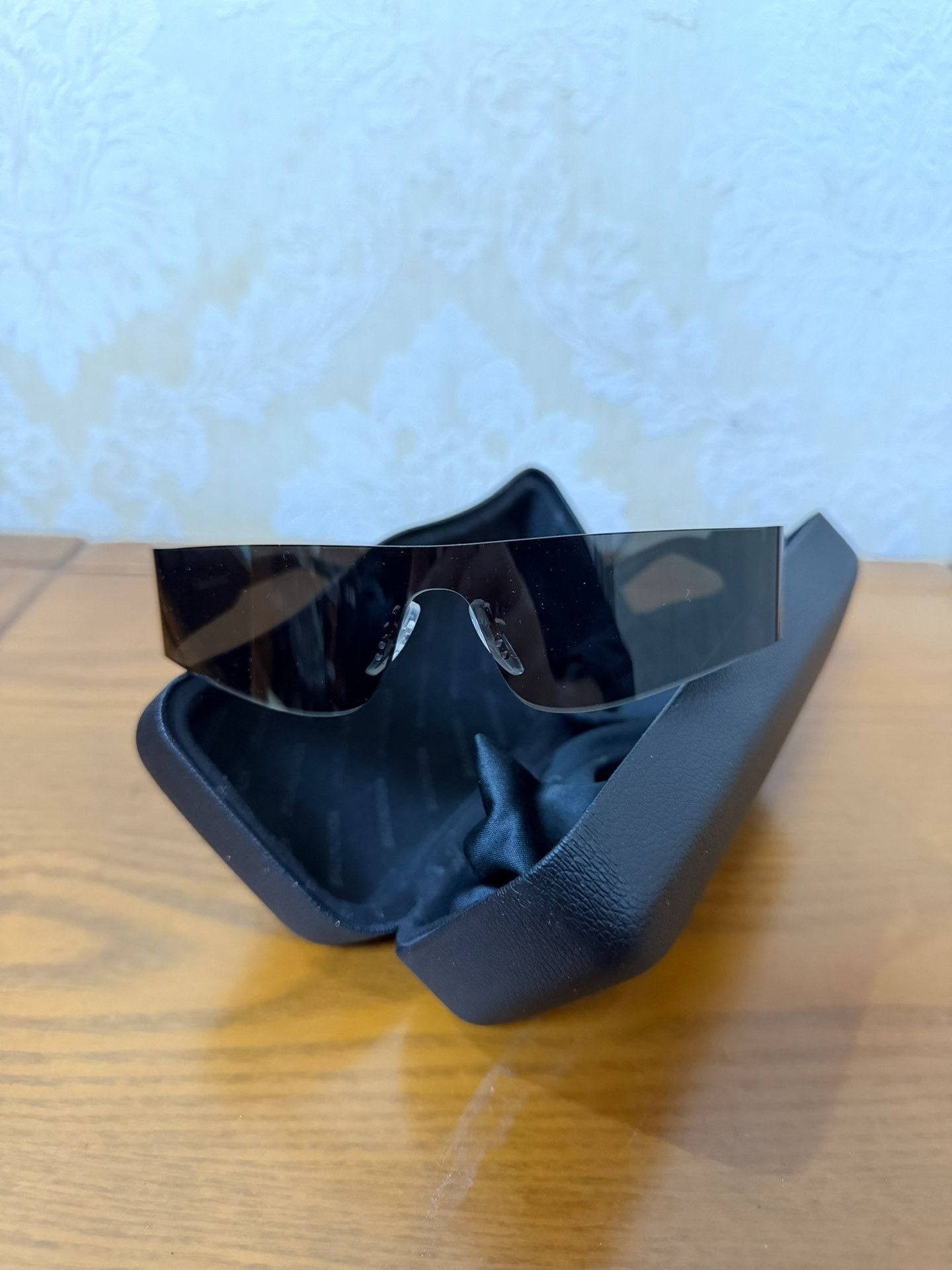 Balenciaga Balenciaga Black Sunglasses one size Men Size ONE SIZE - 1 Thumbnail