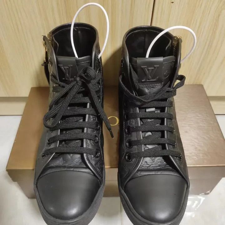 Louis Vuitton Louis Vuitton Rivoli Leather High-Top Sneakers -2508 Size US 5 / EU 37 - 2 Thumbnail