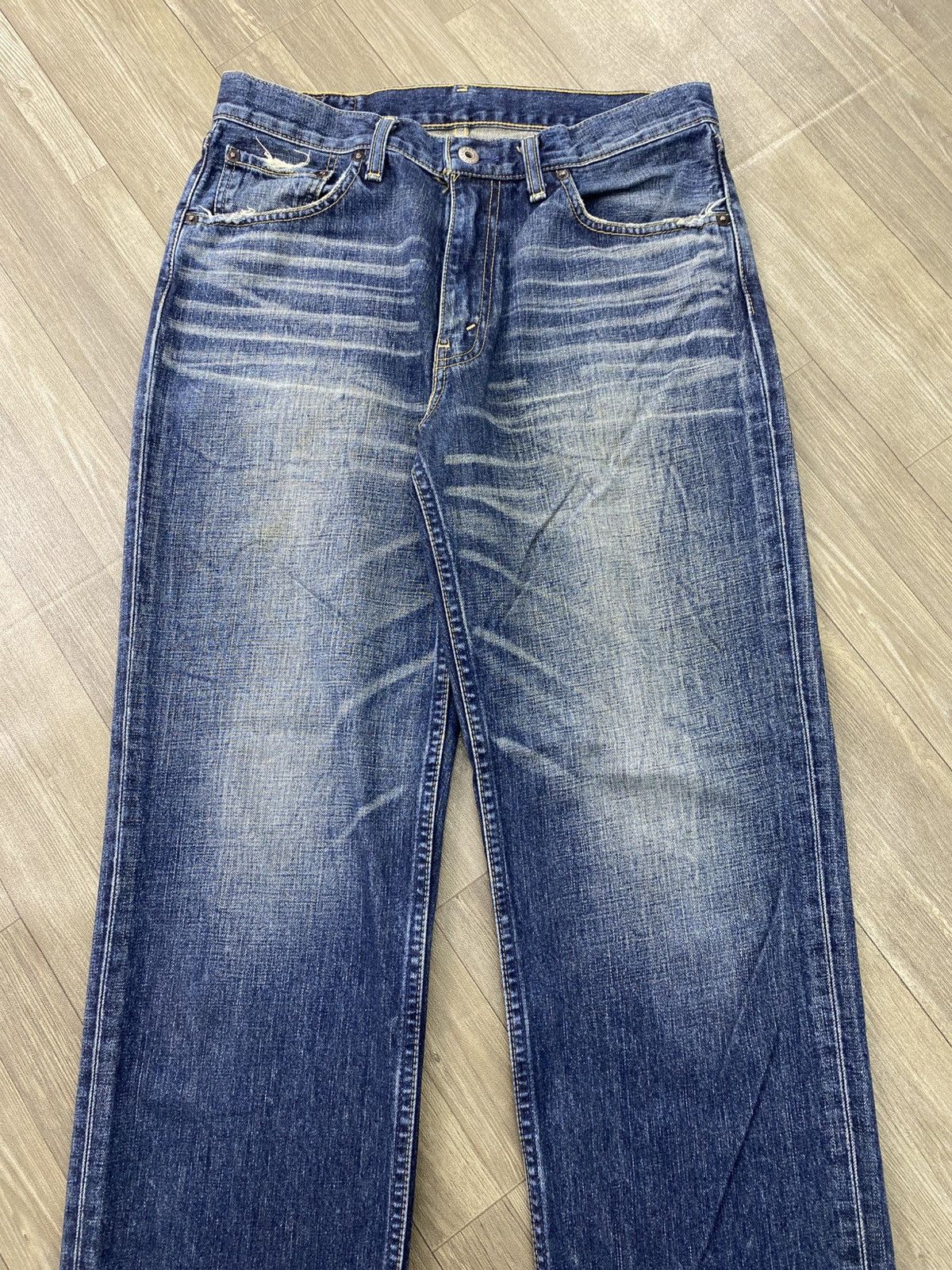 Levi's Vintage Clothing 🇯🇵Vintage Levis 502 Distressed Faded 33x32 Straight Jeans Size US 30 / EU 46 - 2 Thumbnail