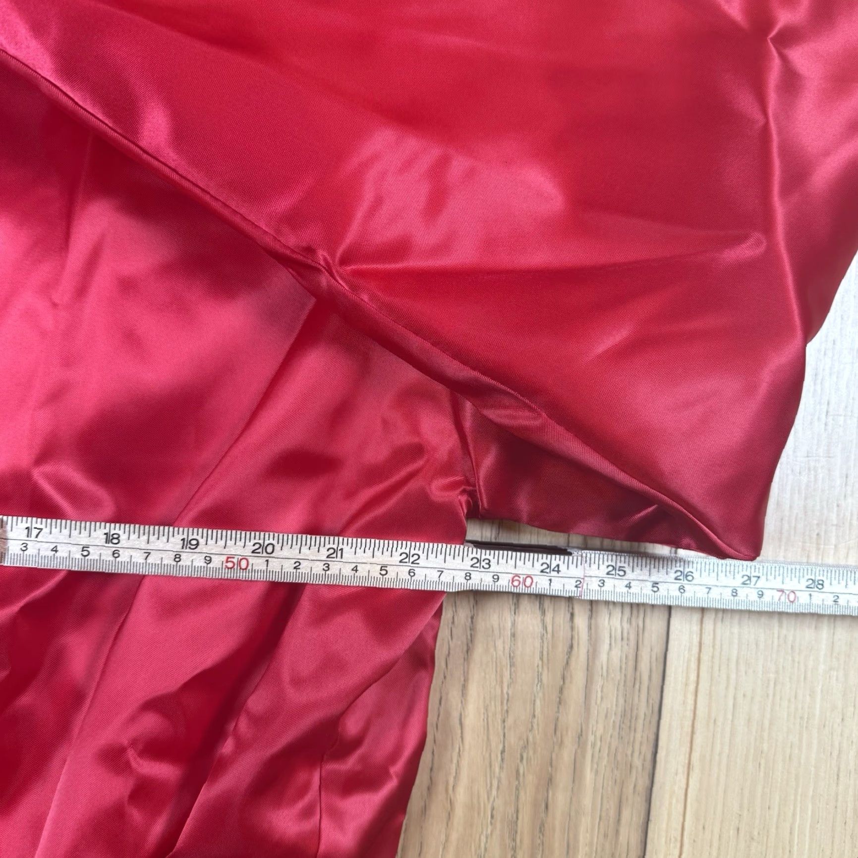 Vintage VINTAGE Flight Jacket Bomber Jacket Mens XL Red Satin Nylon USA Made Chicago Bulls Chalk Line USA Theme Lined USA Bulls? Size US XL / EU 56 / 4 - 7 Thumbnail