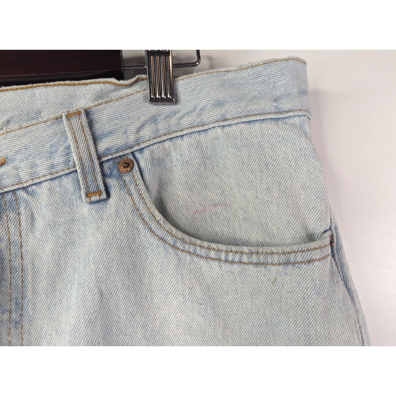 Levi's VINTAGE Levi’s 501 Jeans Men 36x32 Light Wash Button Fly USA 90s Style Straight Mens Jeans Size US 36 / EU 52 - 5 Thumbnail