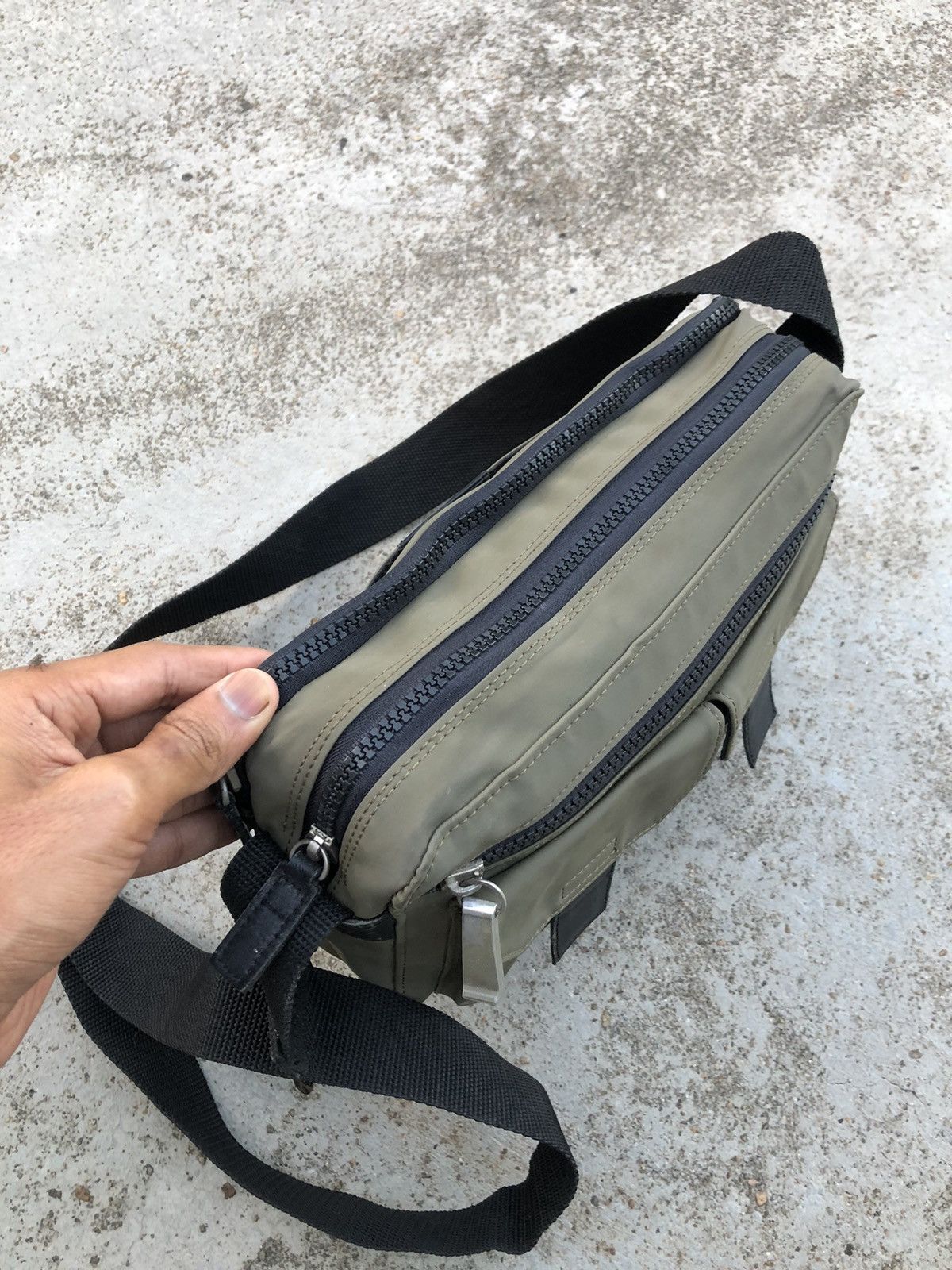 Japanese Brand × Takeo Kikuchi MULTIPOCKET TAKEO KIKUCHI CROSSBODY/SLINGBAG Size ONE SIZE - 7 Thumbnail