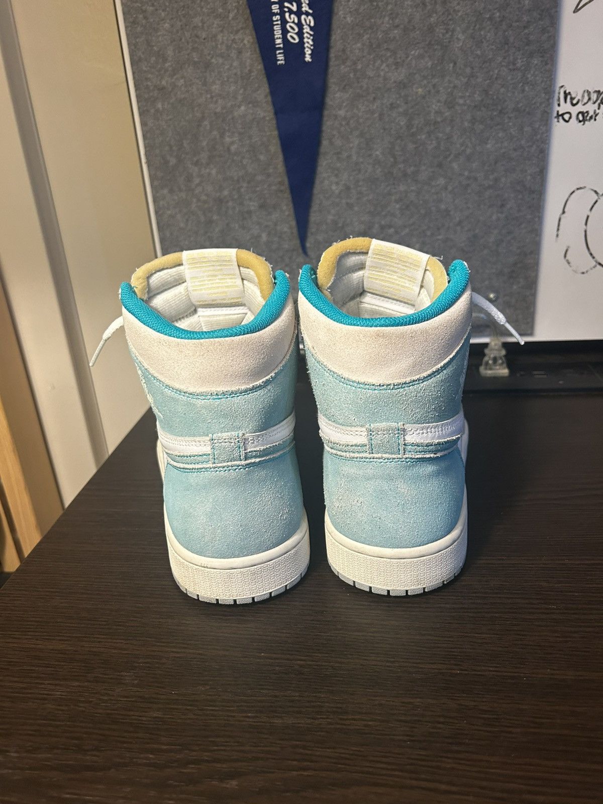 Jordan Brand Air Jordan 1 Retro High OG 'Turbo Green' Size US 10.5 / EU 43-44 - 4 Thumbnail