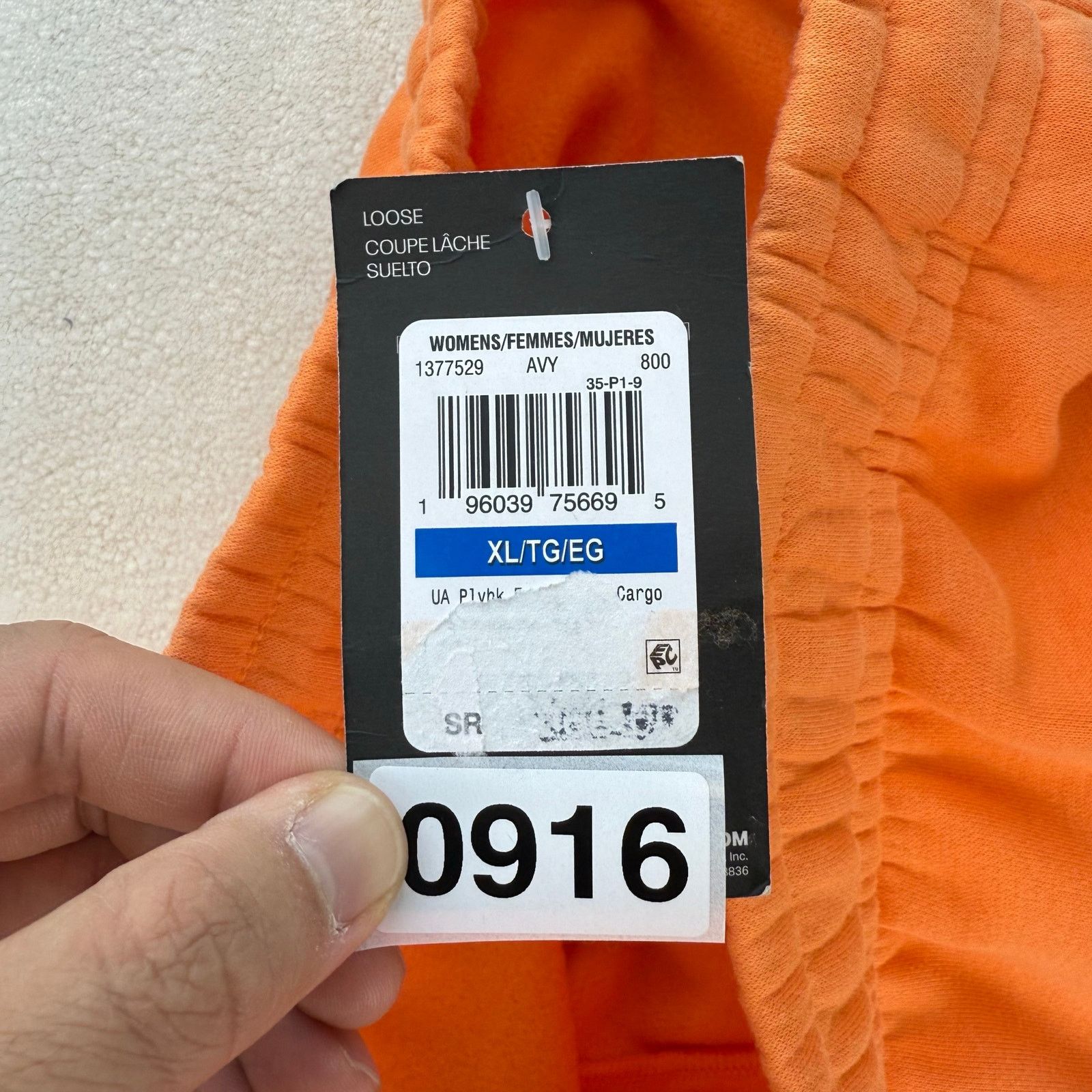 Under Armour UNDER ARMOUR WOMEN'S XLARGE ORANGE CARGO JOGGER FLEECE Size 31" - 8 Thumbnail