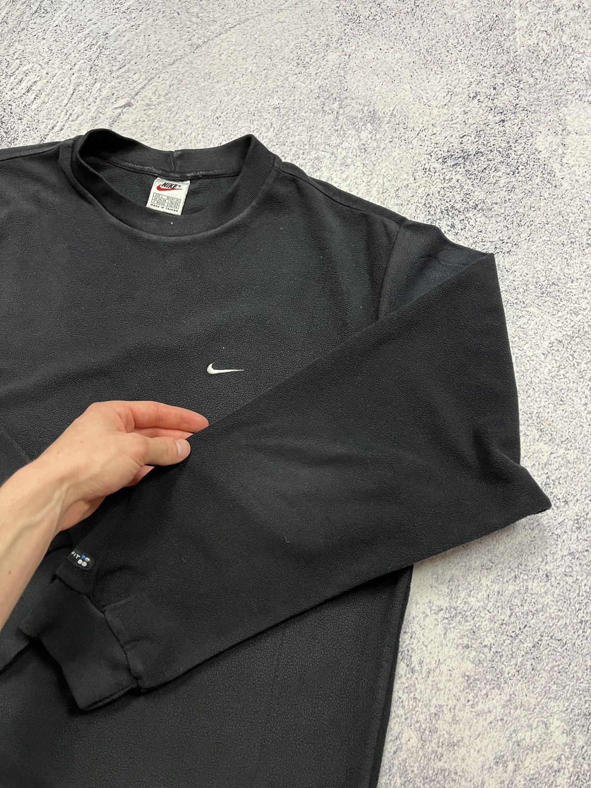 Nike Fleece Rare Sweatshirt Nike Teddy Vintage Mini Swoosh Y2k Size US L / EU 52-54 / 3 - 10 Thumbnail