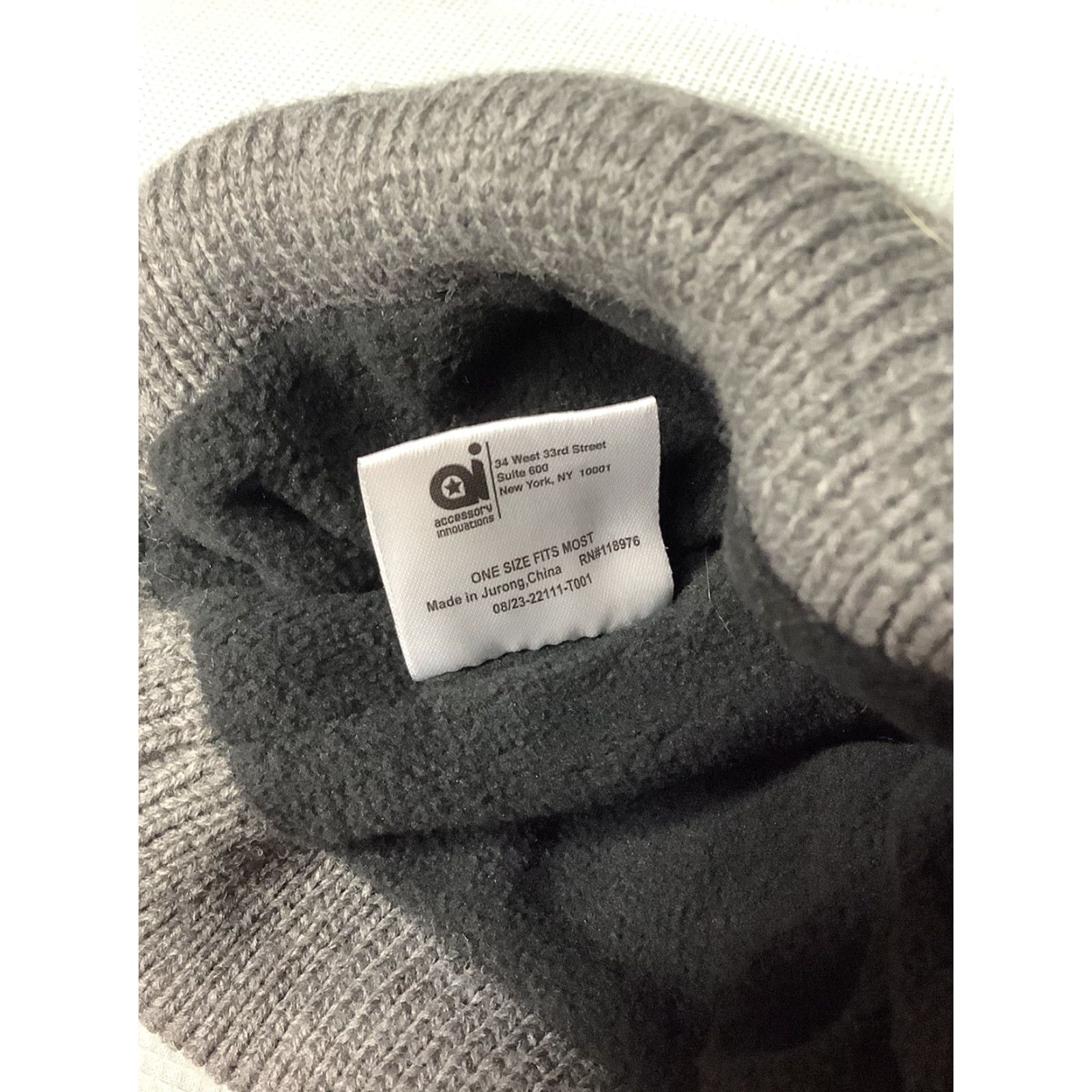 Vintage Harry Potter Beanie Hat Gray One Size Fleece Lined Fold Over Glasses AOP Mens Beanie Size US M / EU 48-50 / 2 - 5 Thumbnail