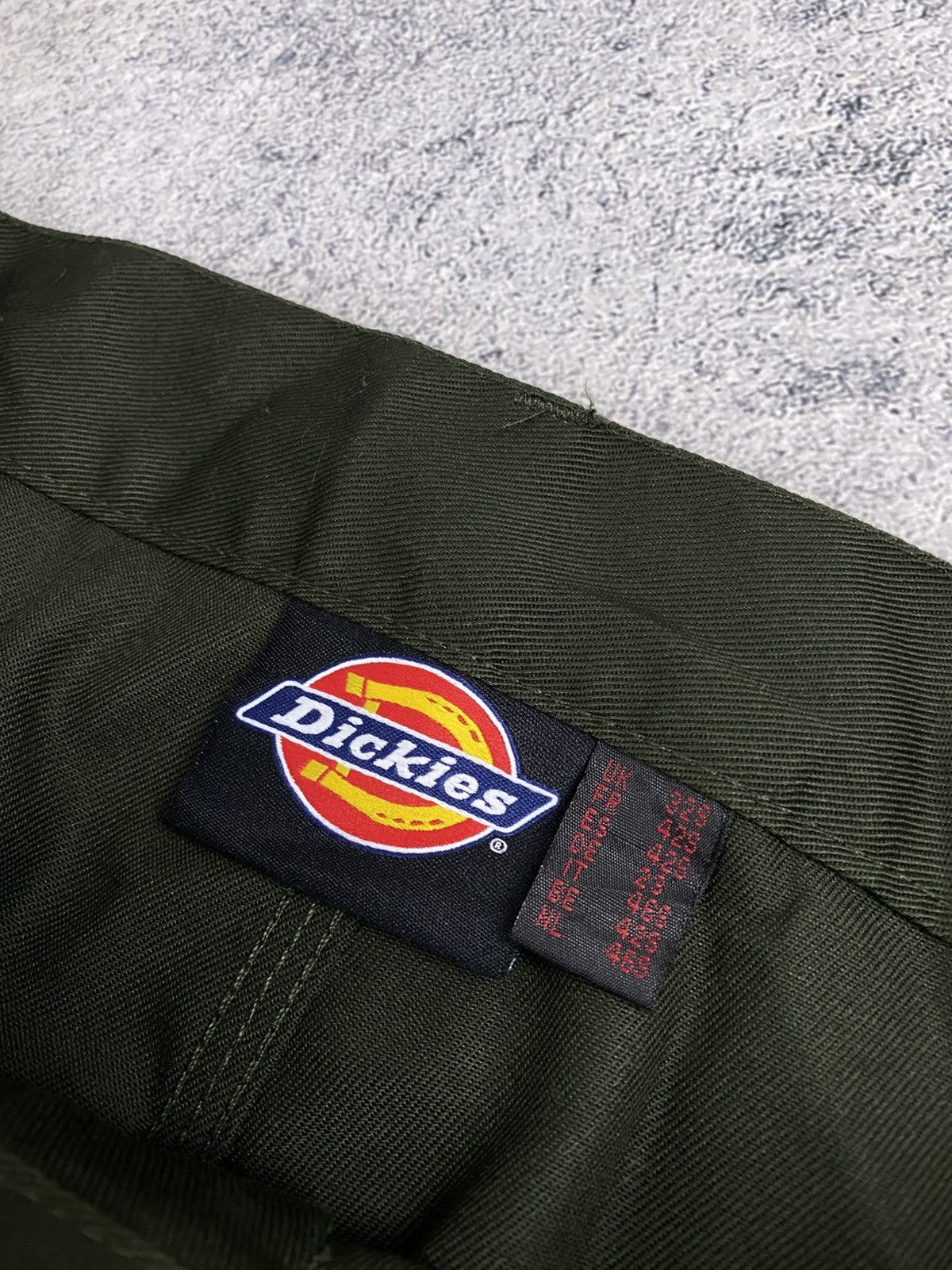 Dickies Dickies Multi-pockets Olive Cargo Work Utility Y2K Pants Size US 34 / EU 50 - 16 Thumbnail