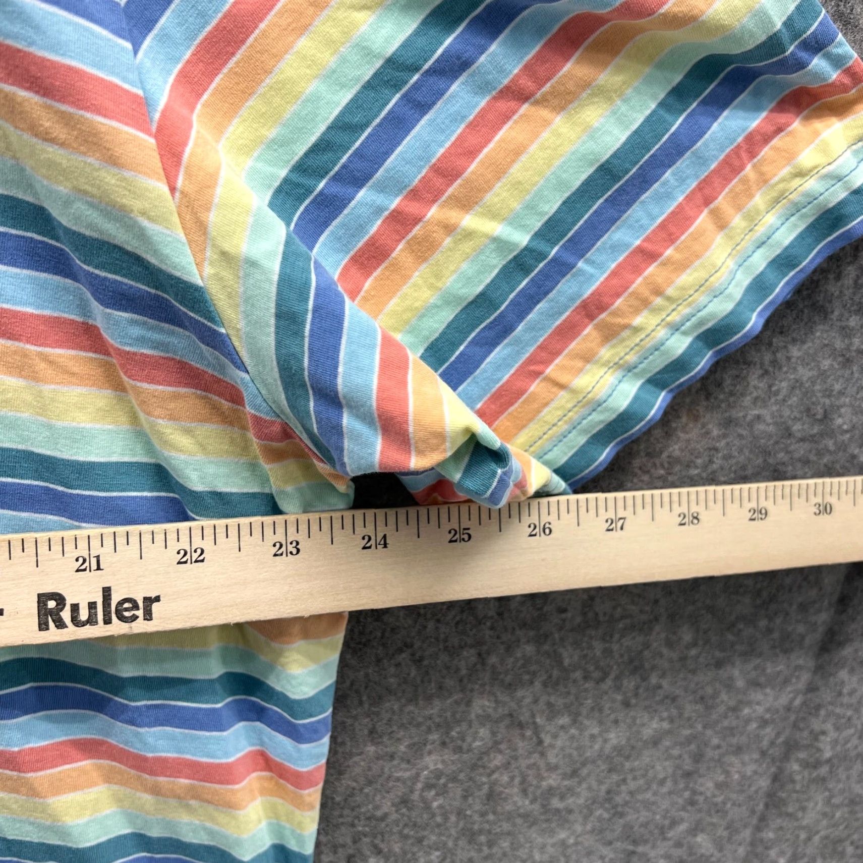 Peter Millar VINTAGE Peter Millar Polo Shirt Men XL Rainbow Cannon Beach Stripes Golf Logo Beach Pattern Short Sleeve Green 48in Chest Mens Size US L / EU 52-54 / 3 - 3 Thumbnail