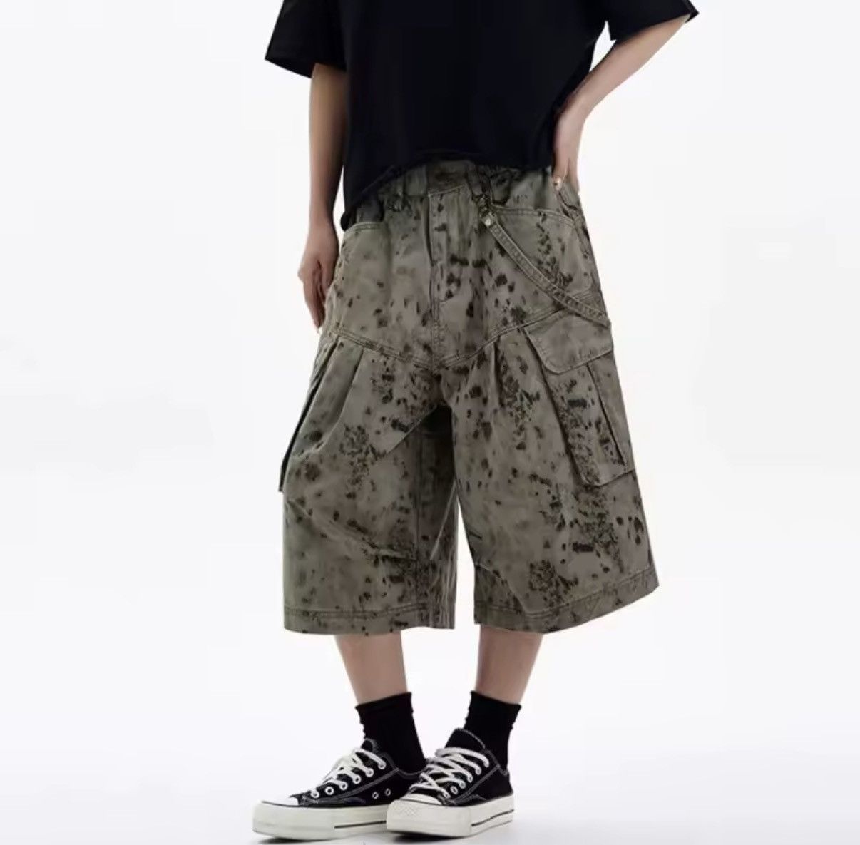 Other Animal Print Olive Green Cargo Shorts Y2K Size US 33 - 3 Thumbnail