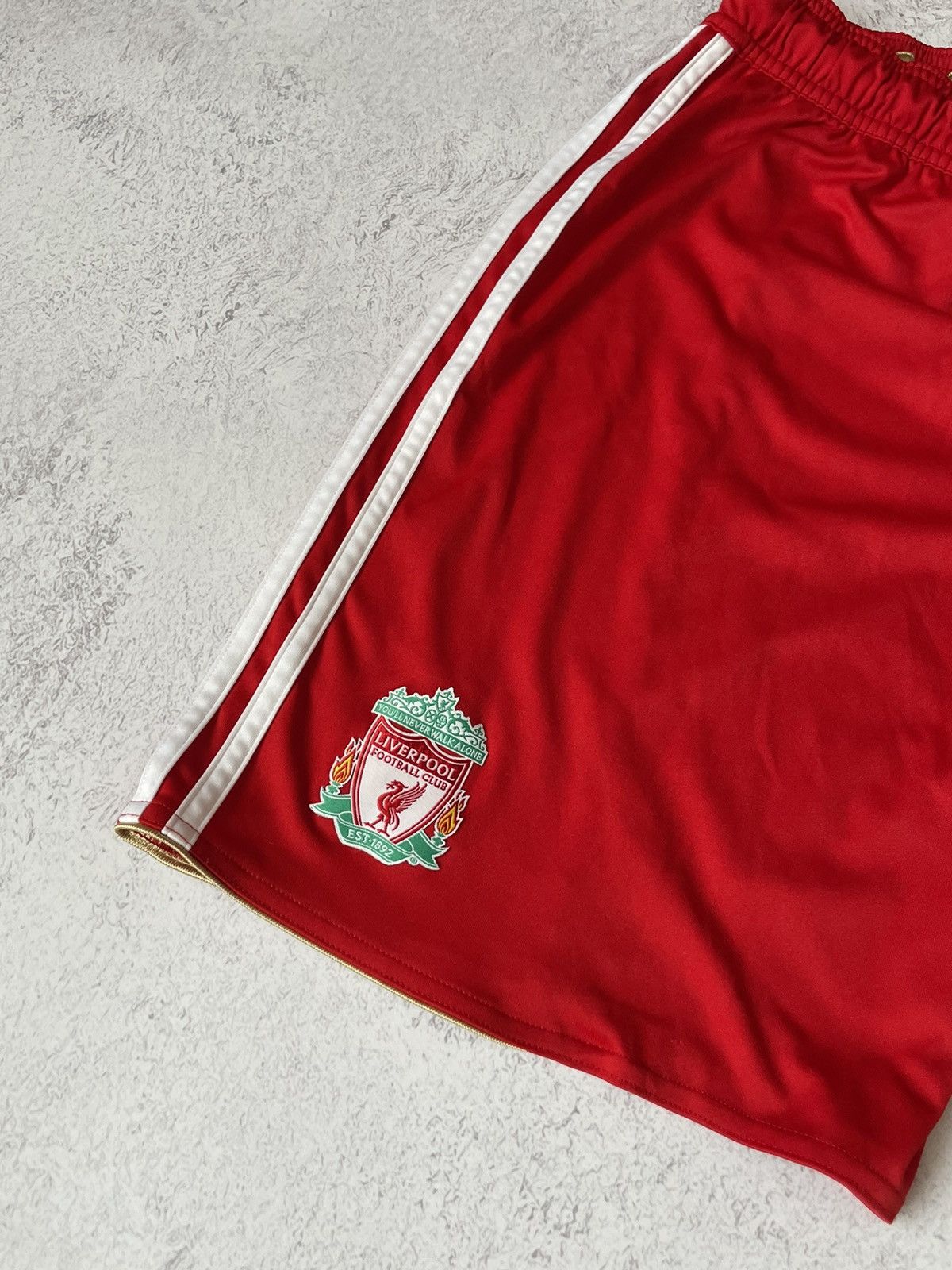 Vintage Adidas Liverpool 2010/2012 Home Football Shorts Retro Size US 34 / EU 50 - 2 Thumbnail