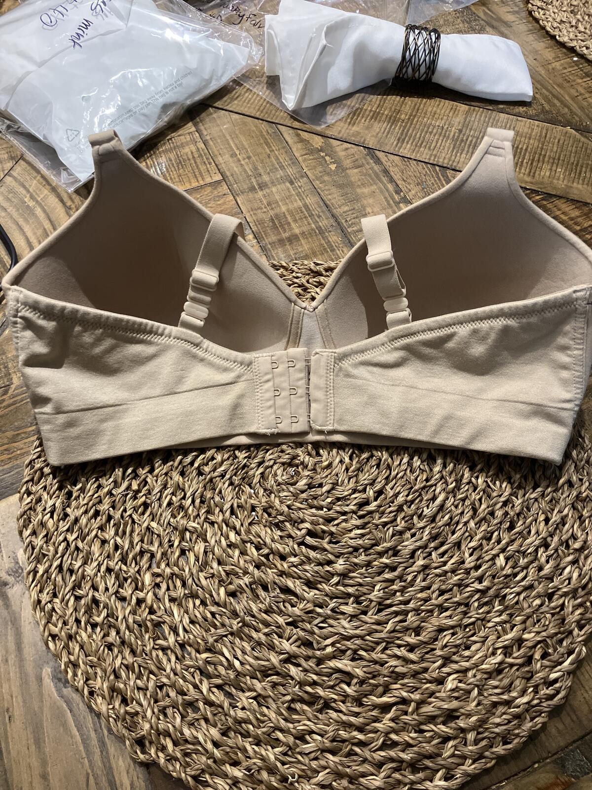 Other NWOT Vanity Fair Beige Seamless Lightly Padded Bra Size ONE SIZE - 5 Thumbnail