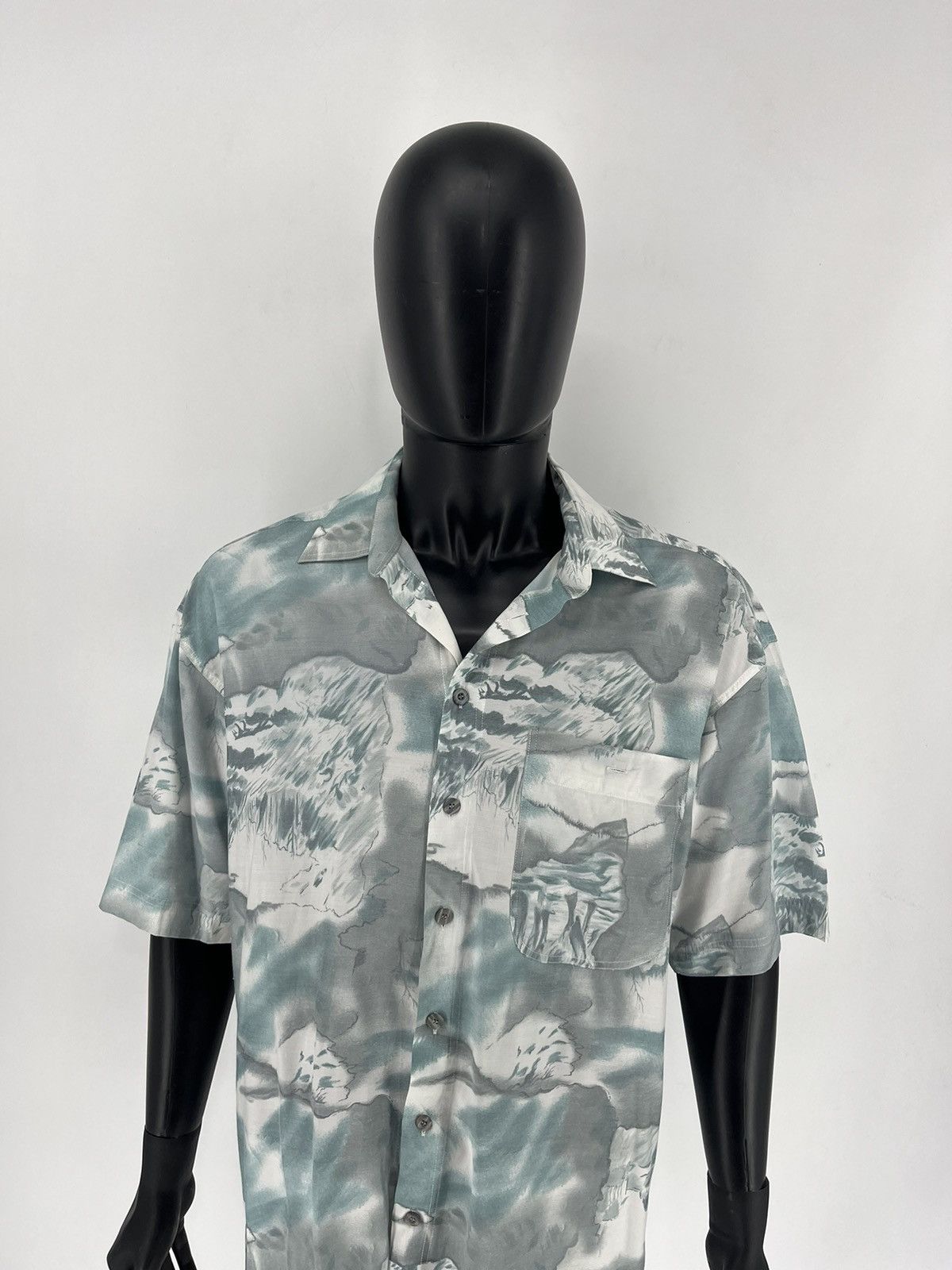 Vintage Vintage Art Streetwear Hawaiian Travis Scott style Size US L / EU 52-54 / 3 - 4 Thumbnail