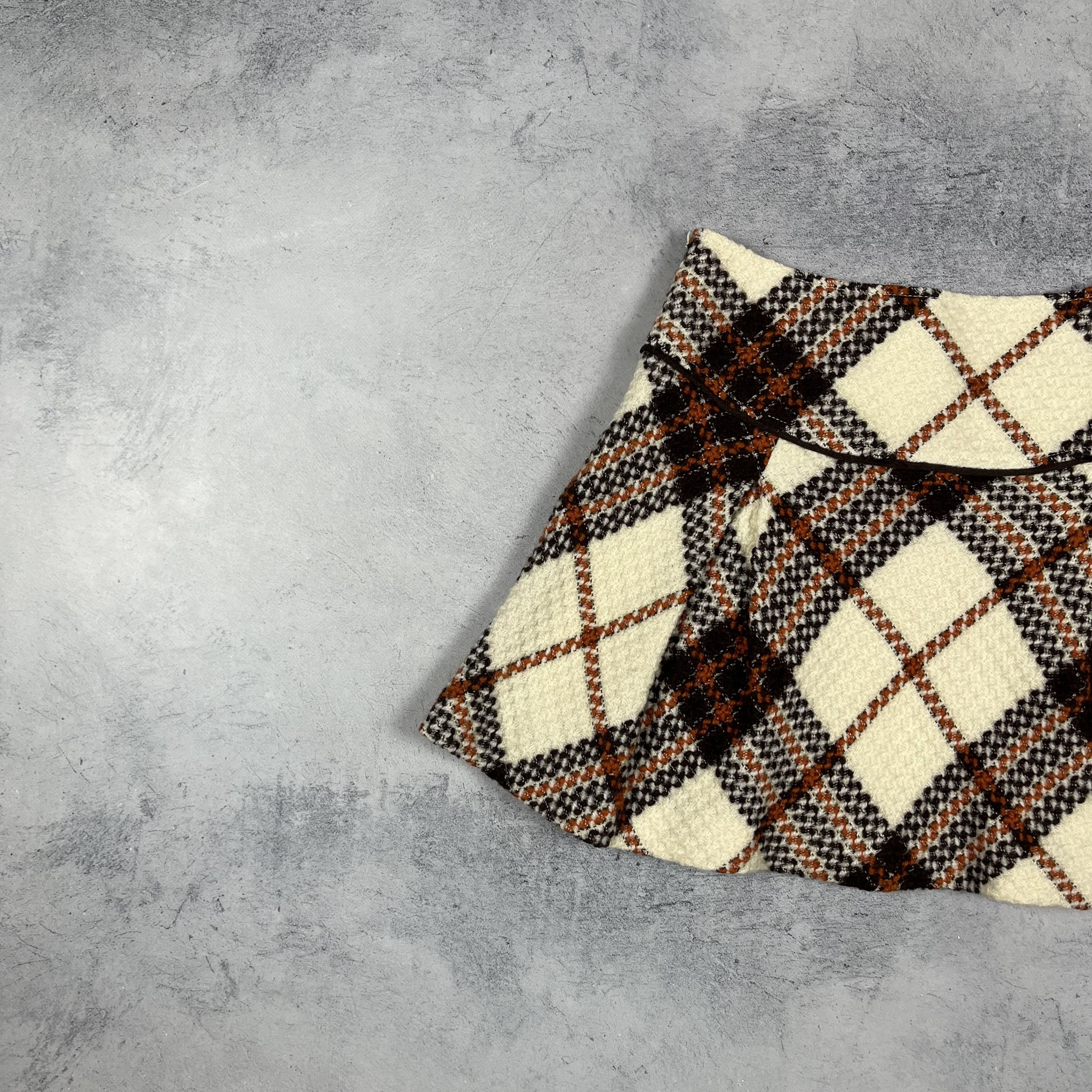 Burberry Burberry Blue Label Wool Tweed Mini Skirt size 38 Size 28" / US 6 / IT 42 - 17 Thumbnail