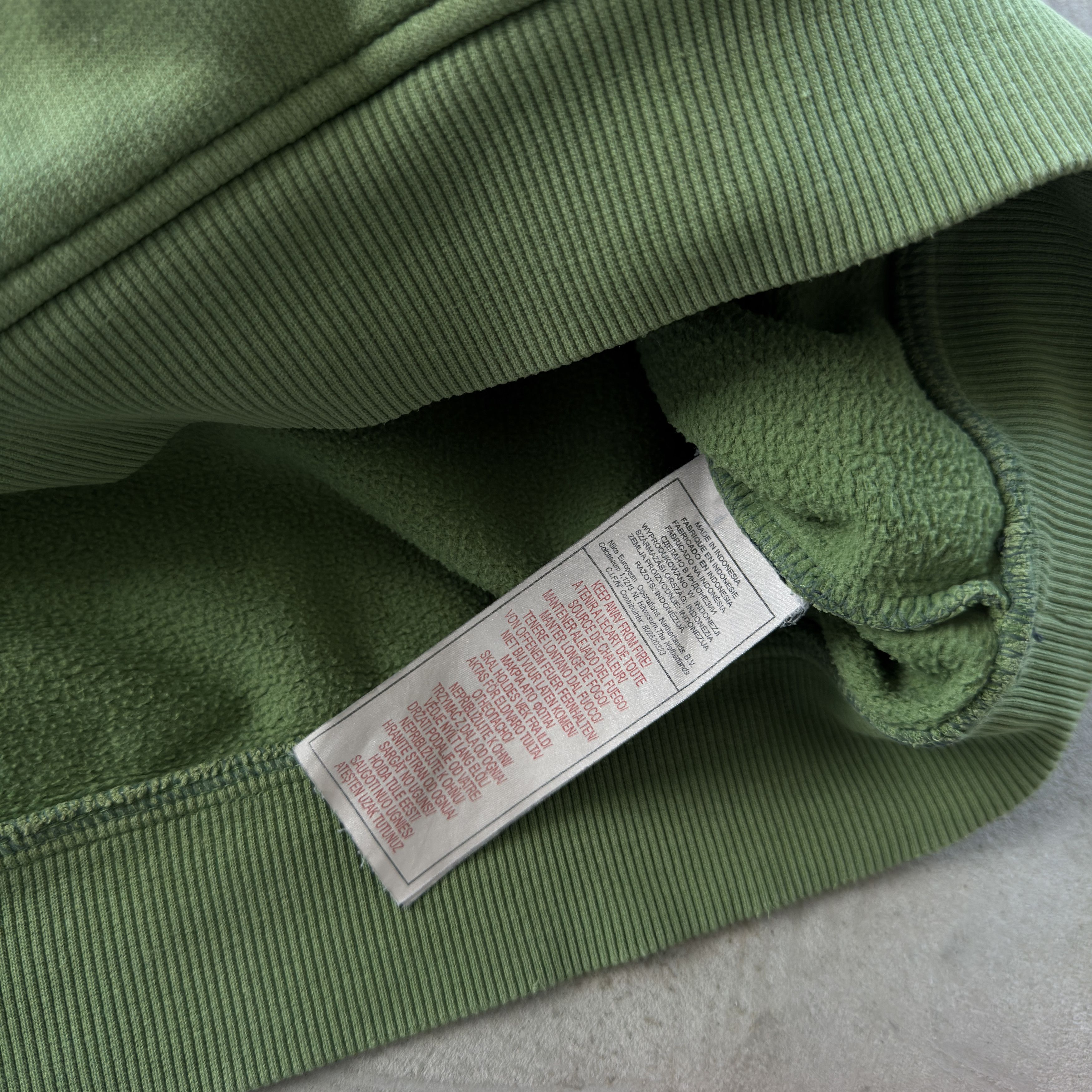 Nike Nike Vintage Green Center Swoosh Hoodie L Size US L / EU 52-54 / 3 - 7 Thumbnail