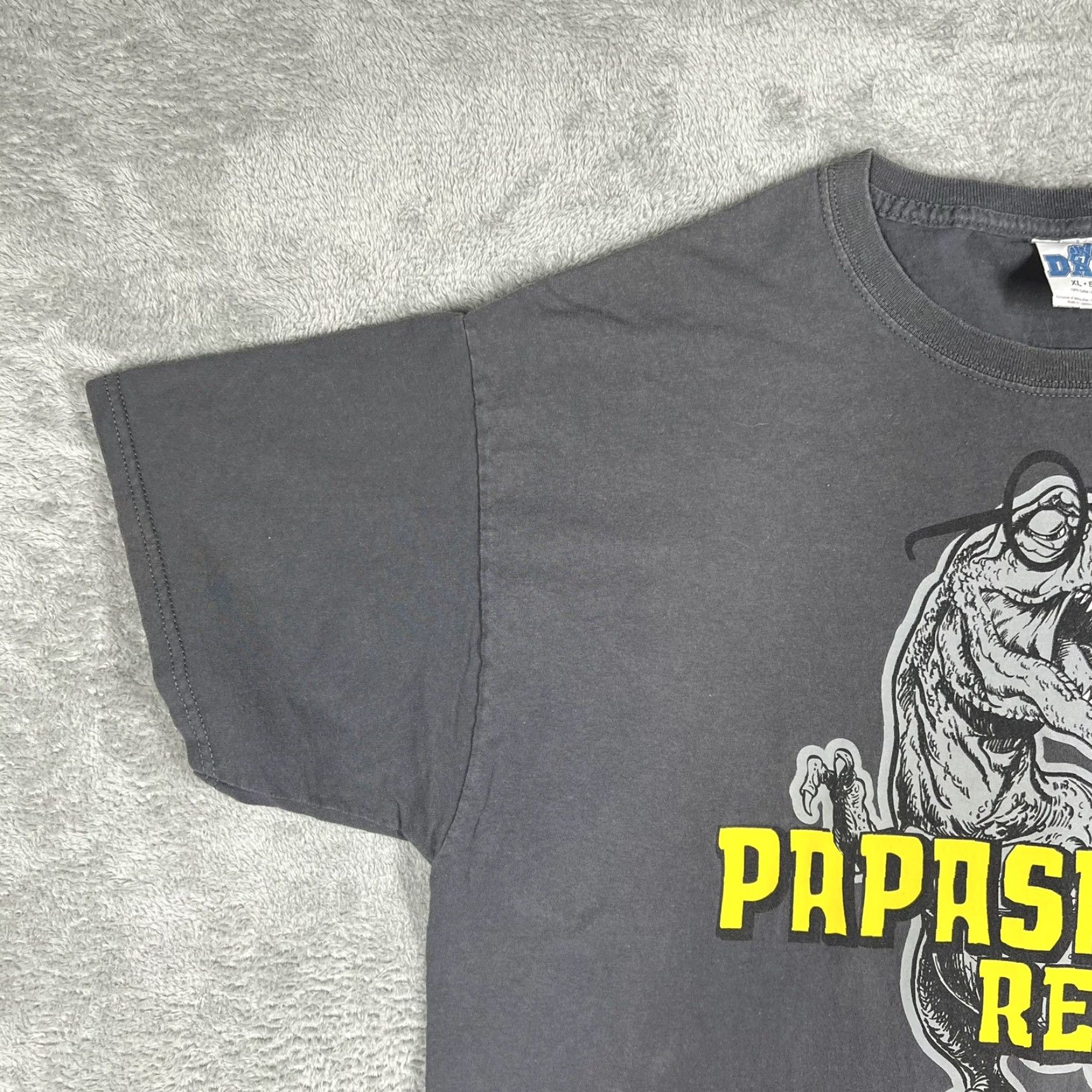 Vintage Papasaurus Rex Mens T-Shirt XL Charcoal Gray Logo Graphic Tee Regular Fit Adult Size XL Men Size US XL / EU 56 / 4 - 3 Thumbnail