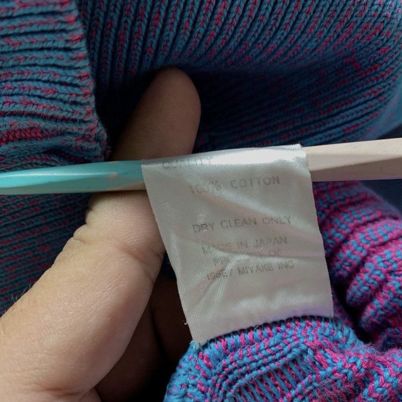 Issey Miyake ISSEY MIYAKE KNITWEAR MAGENTA BLUE COLORBLOCK Size M / US 6-8 / IT 42-44 - 13 Thumbnail