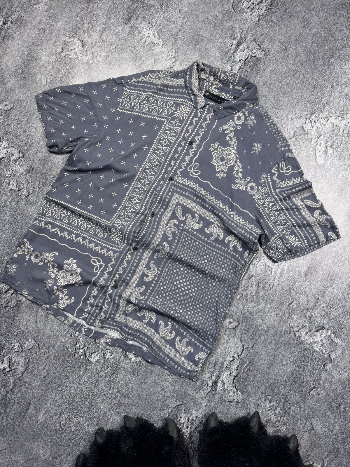 Allsaints AllSaints "Cherito" Bandana Print Shirt — Premium Viscose Size US L / EU 52-54 / 3 - 1 Thumbnail