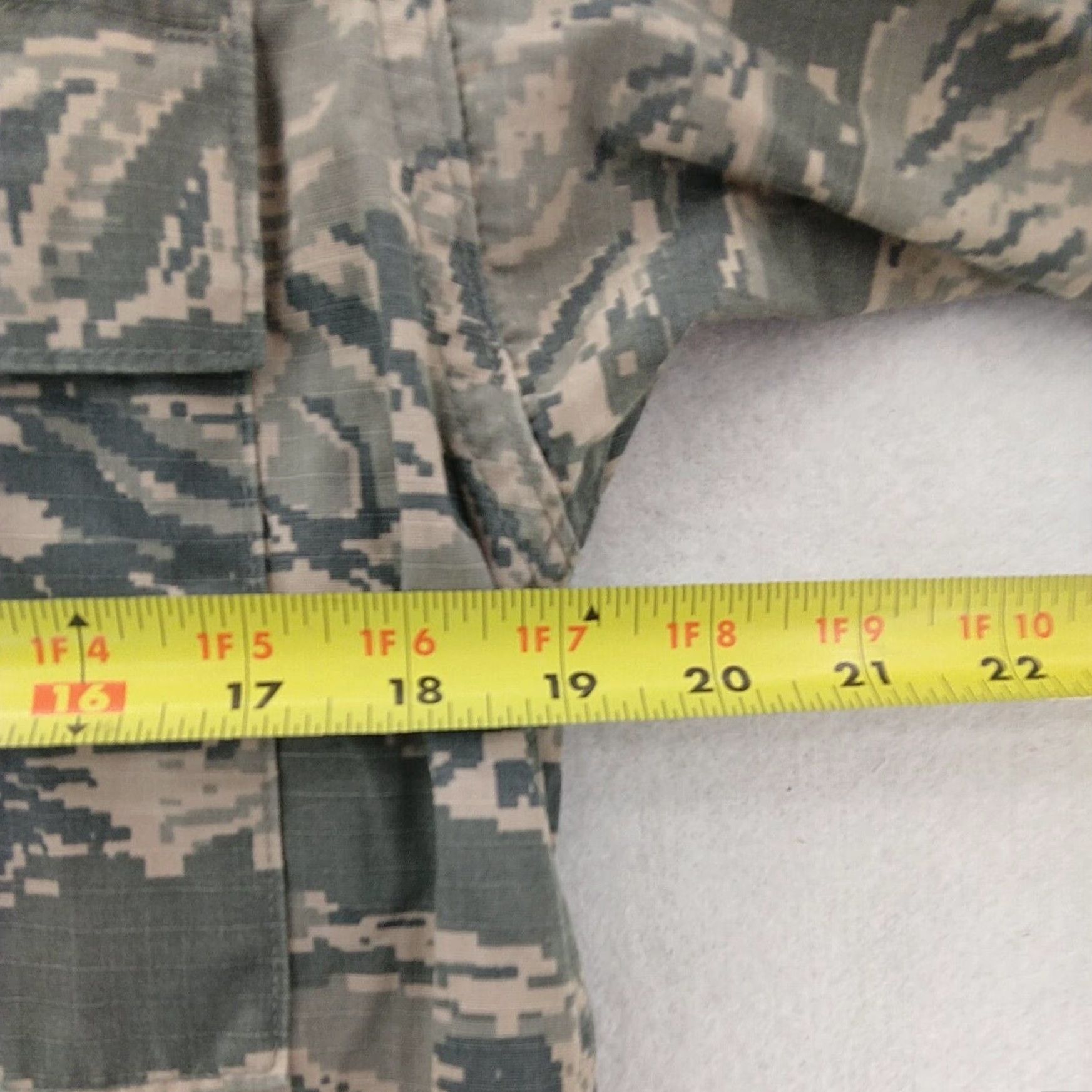 Vintage US Air Force Camouflage Shirt Master Sergeant Tiger Strip Long Sleeve Adult Large Camo Mens Size US L / EU 52-54 / 3 - 7 Thumbnail