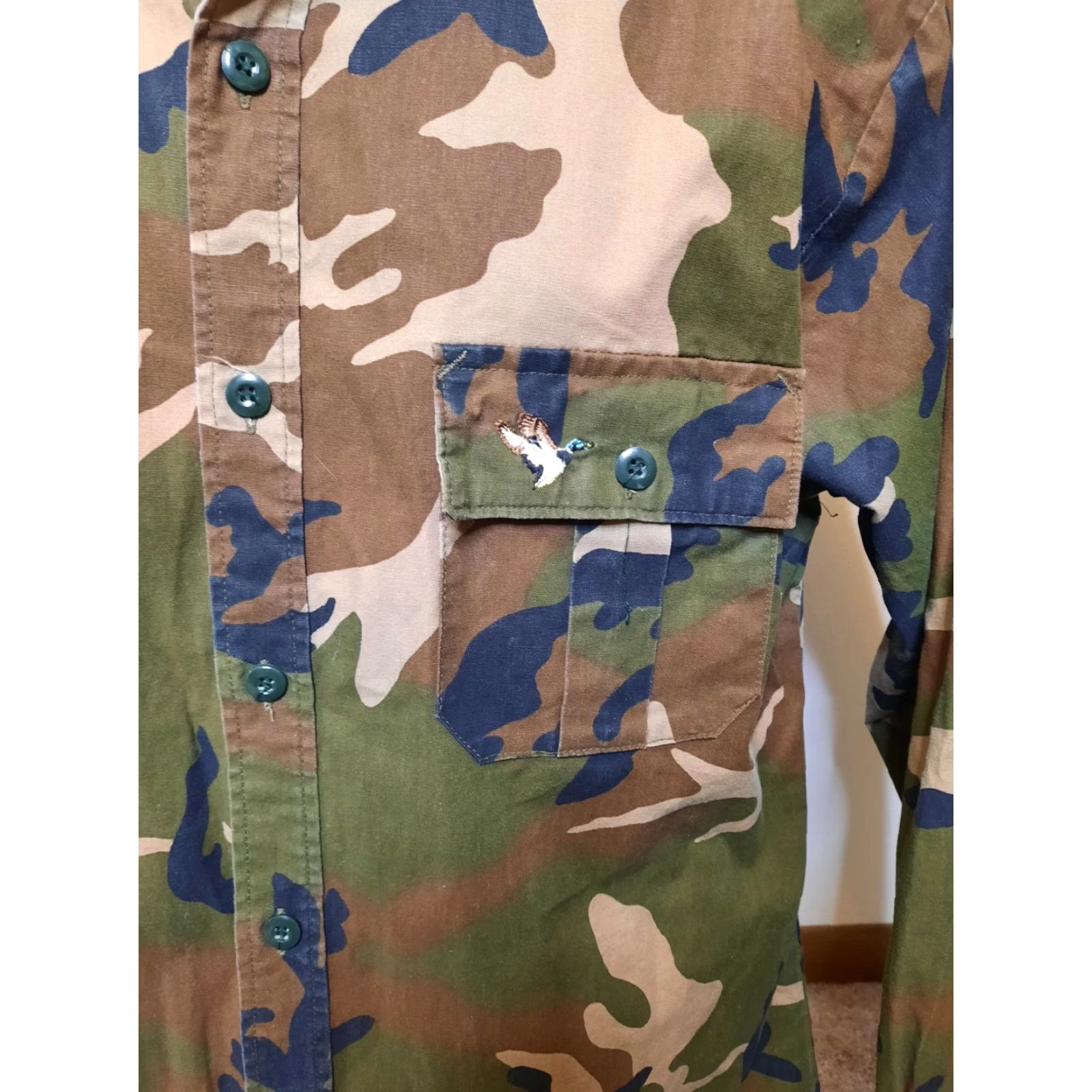 Vintage VINTAGE Winchester Button-Up Shirt Men L Camouflage Camo Duck Hunting Twill Cotton Embroidered 90s Nature Army Outdoors Casual Workwear Mens Size US L / EU 52-54 / 3 - 6 Thumbnail