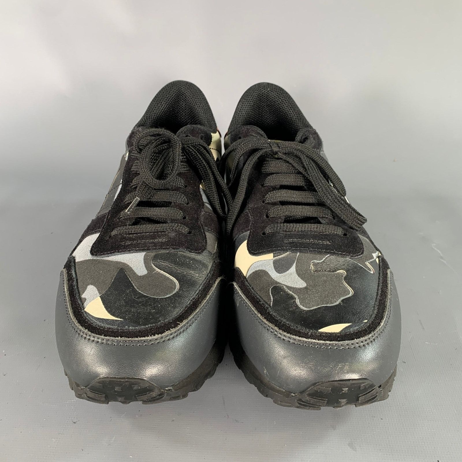 Valentino VALENTINO Size 11 Black Multi-Color Camo Sneakers Size US 11 / EU 44 - 4 Thumbnail