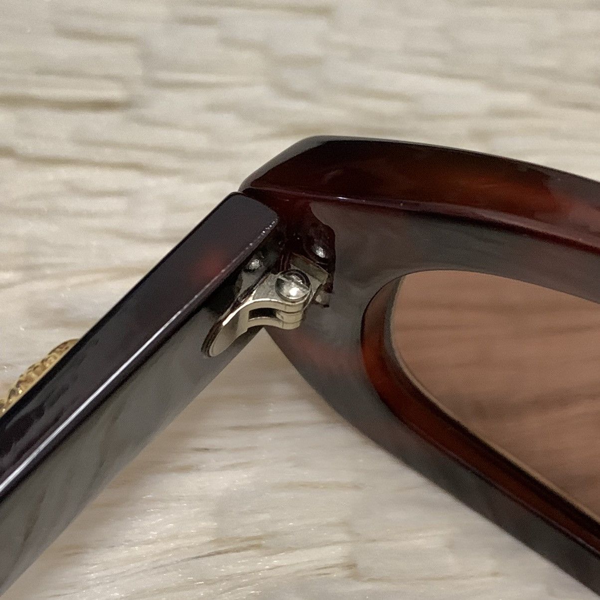 Versace Vintage GIANNI VERSACE Gold Medusa Logo Sunglasses Size ONE SIZE - 15 Thumbnail