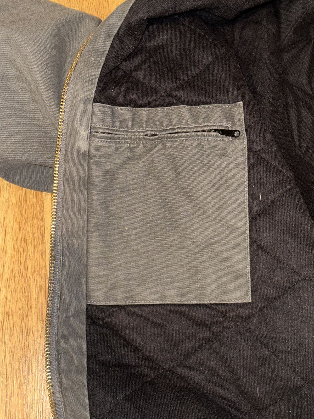 Carhartt VTG Y2K Carhartt J130 GVL Gray Hooded Jacket Canvas Workwear Size US XL / EU 56 / 4 - 5 Thumbnail
