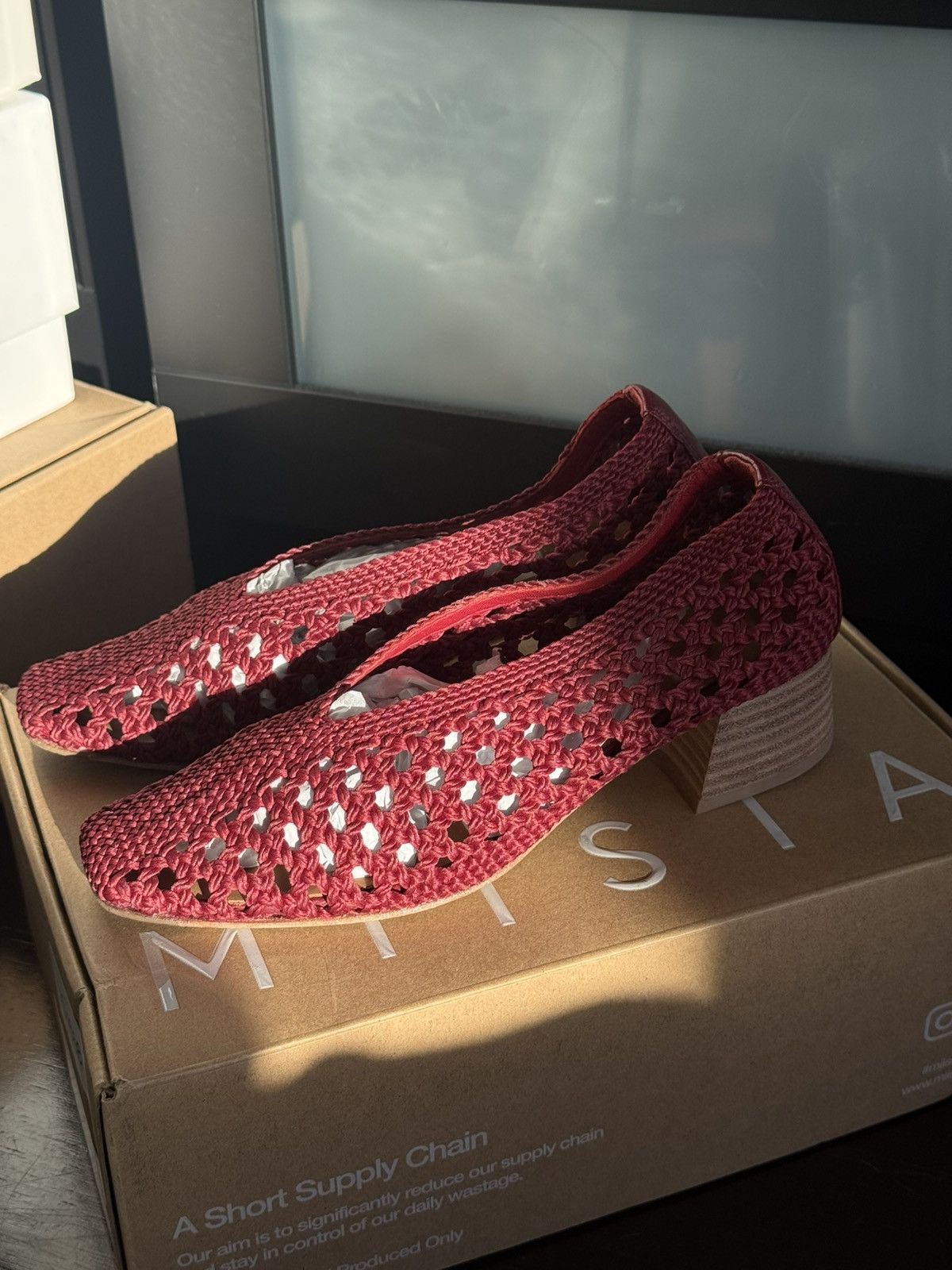 Miista Miista Taissa Courts in Burgundy Size US 5 / IT 35 - 2 Thumbnail