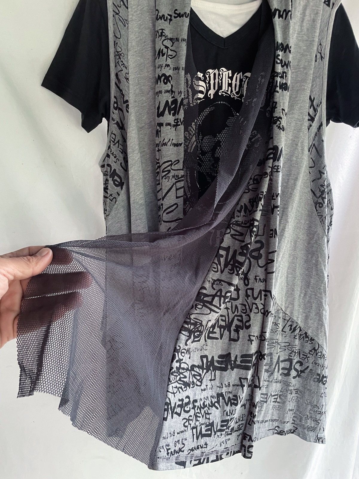Beauty Beast 2 IN 1 SPINASH TEE + JAPANESE OUTER SOEN STREET STYLE Size US M / EU 48-50 / 2 - 5 Thumbnail