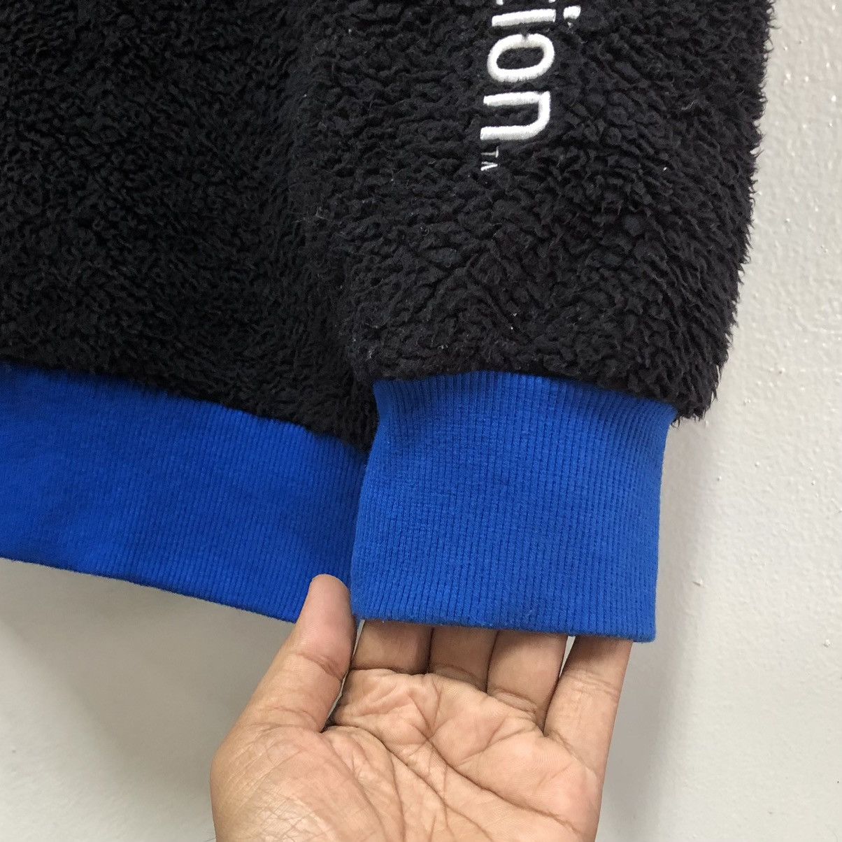GU PLAYSTATION x Gu Japanese Brand Fleece Sweatshirts Size US L / EU 52-54 / 3 - 7 Thumbnail