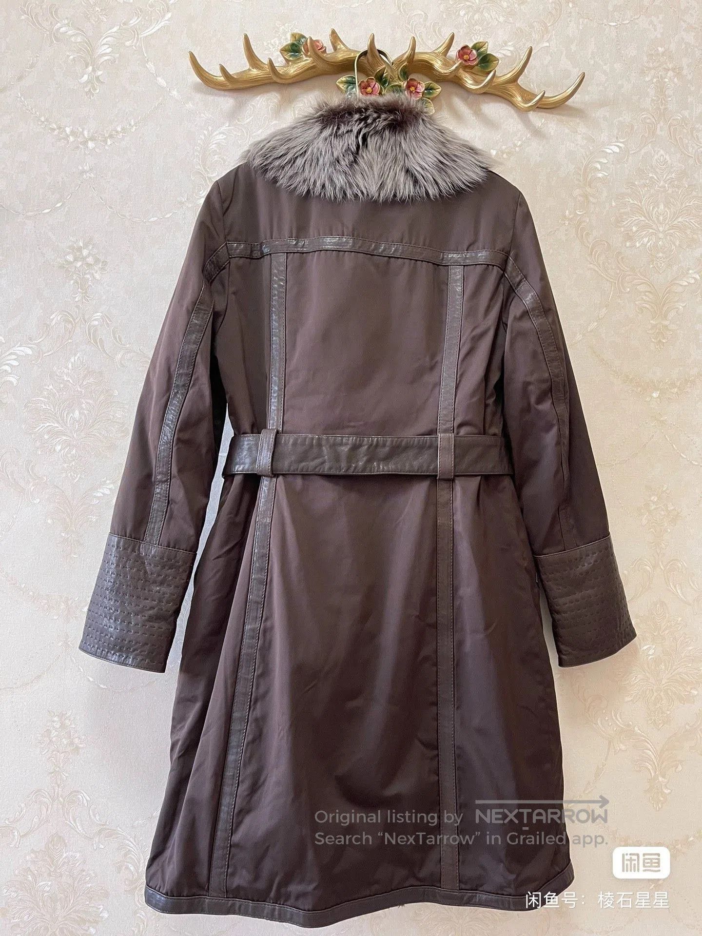 Escada ESCADA Women's Fur Coat. Size M / US 6-8 / IT 42-44 - 9 Thumbnail