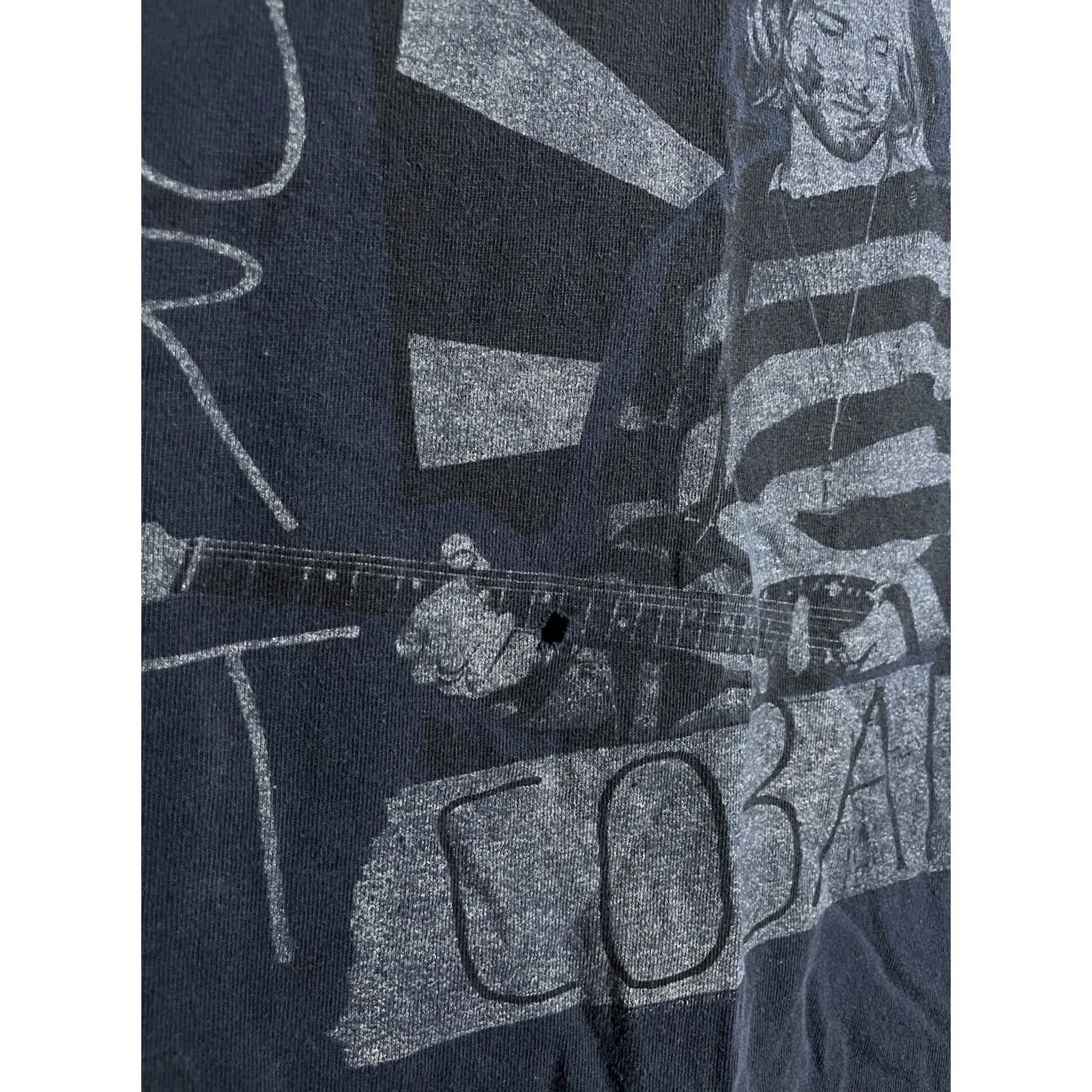 Gildan Kurt Cobain The End of Music T Shirt Blue Size M Nirvana Gildan Mens Short Sleeve Crew Neck 2010-2019 Vintage No Size US M / EU 48-50 / 2 - 5 Thumbnail