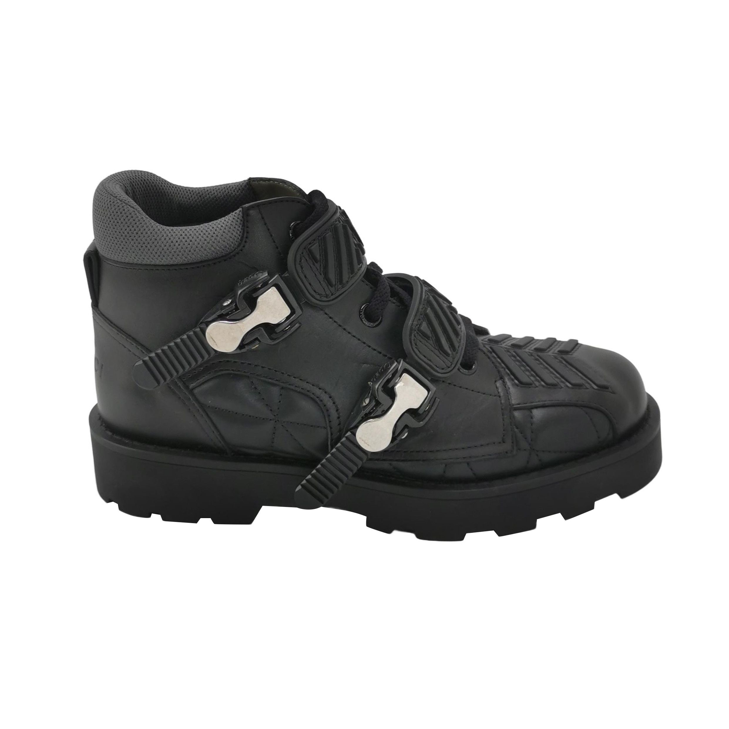 Gucci Gucci Men 6 Lowtop Sneakers Size US 6 / EU 39 - 1 Thumbnail