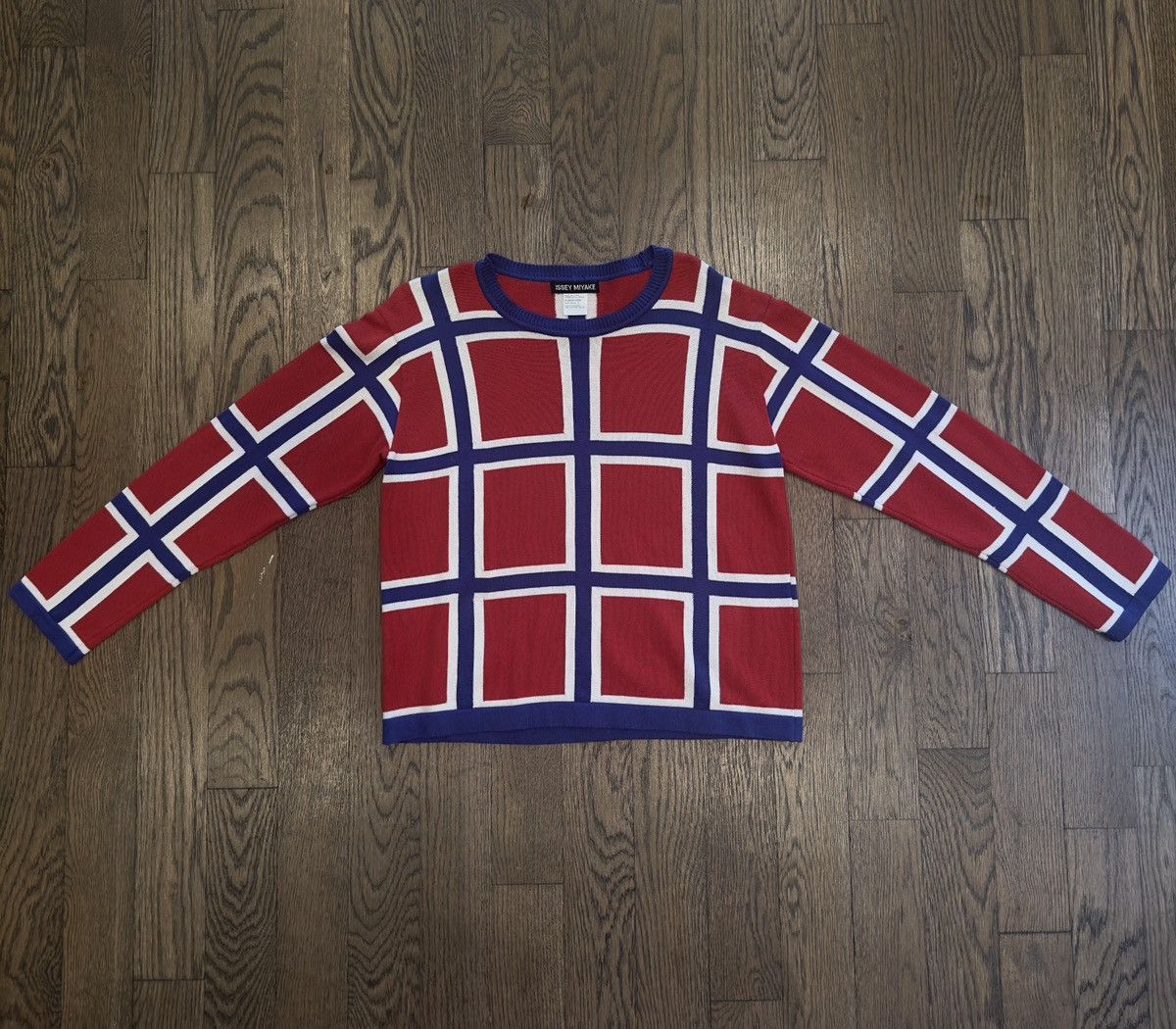 Issey Miyake Issey Miyake Sweater Size US S / EU 44-46 / 1 - 1 Thumbnail