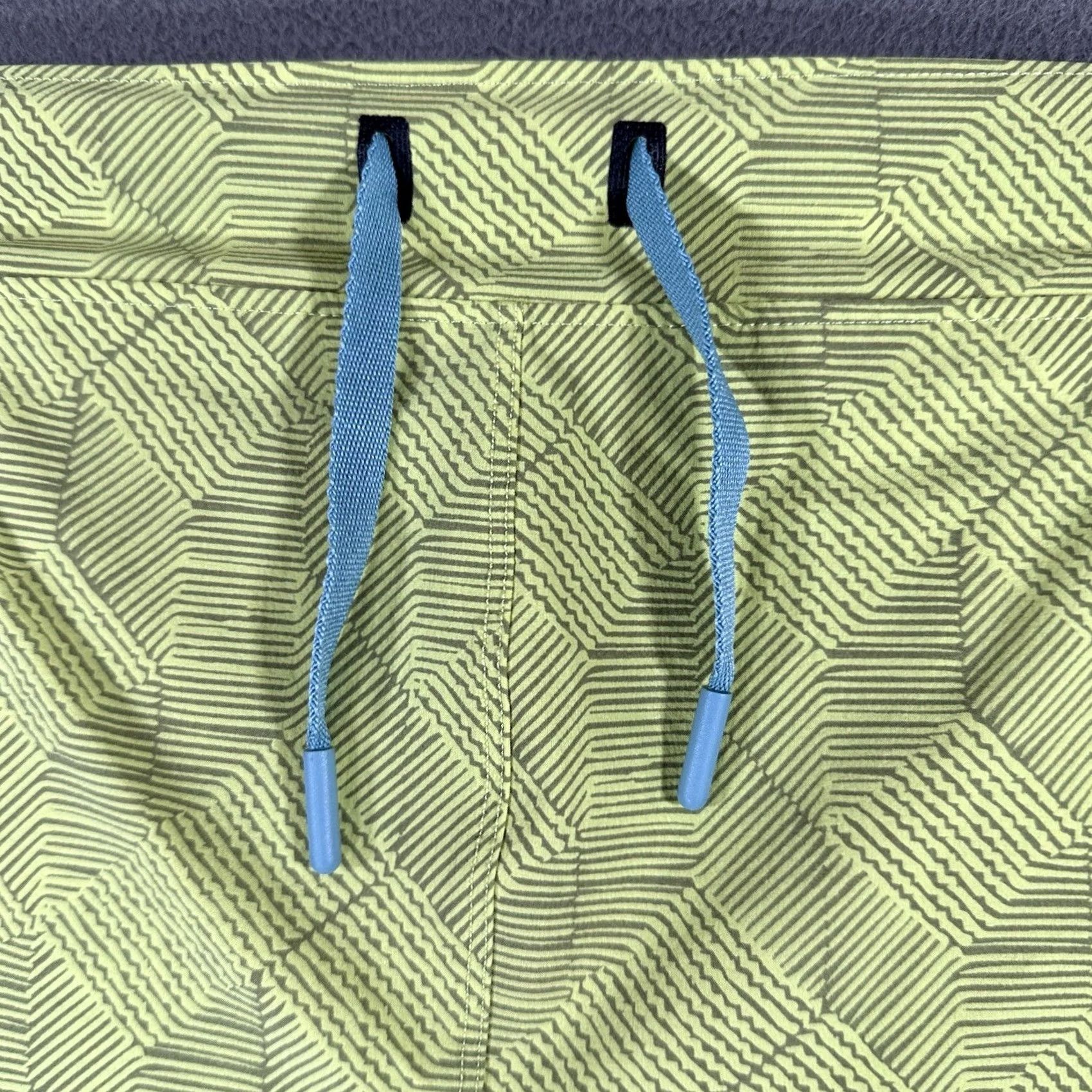 Vintage Backcountry Pecos Shorts Swim Mens 2XL Neon Yellow Geometric Drawstring Water Size US 39 - 3 Thumbnail