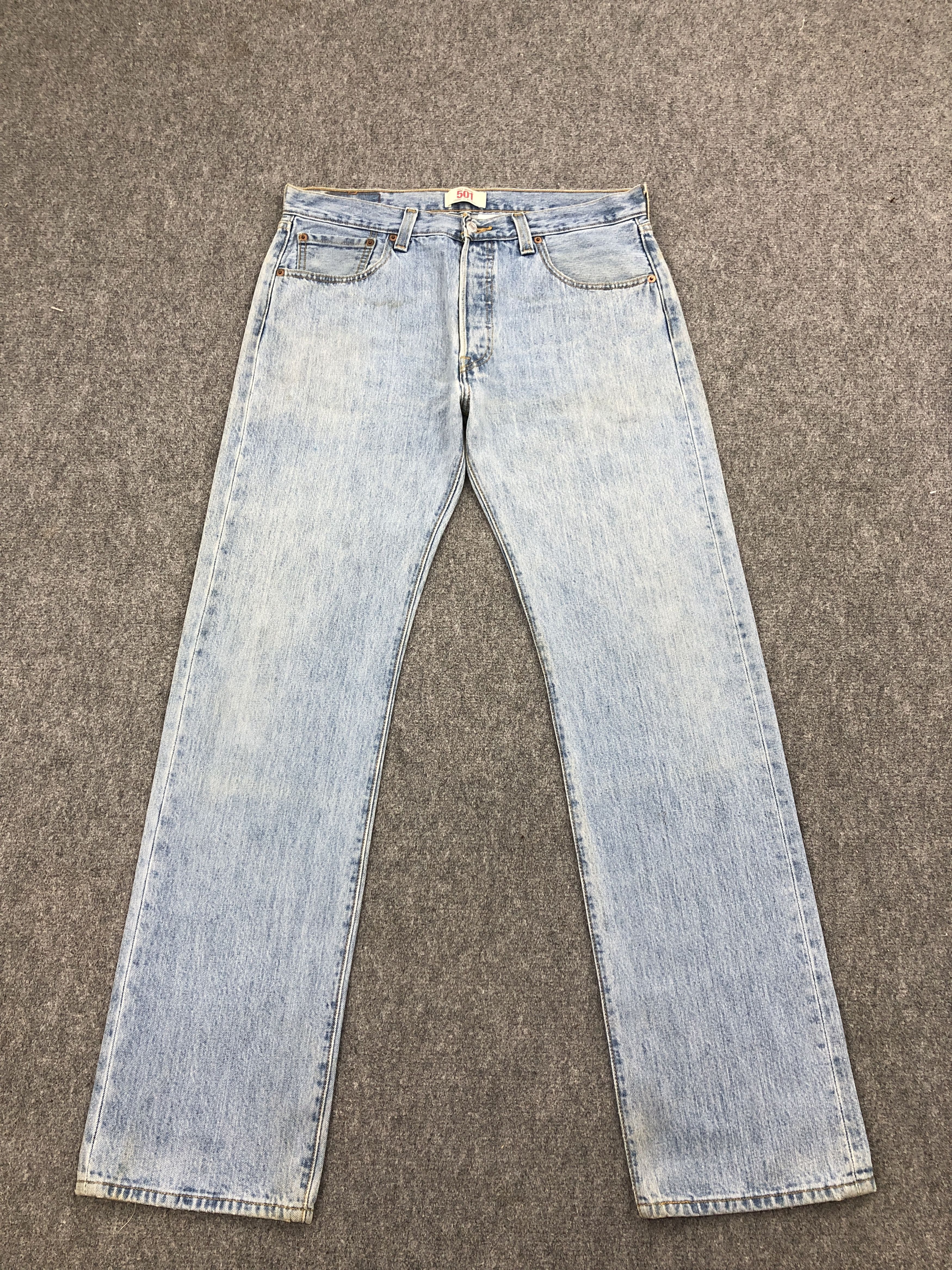 Vintage Levi's 501 Light Blue Washed Denim Jeans