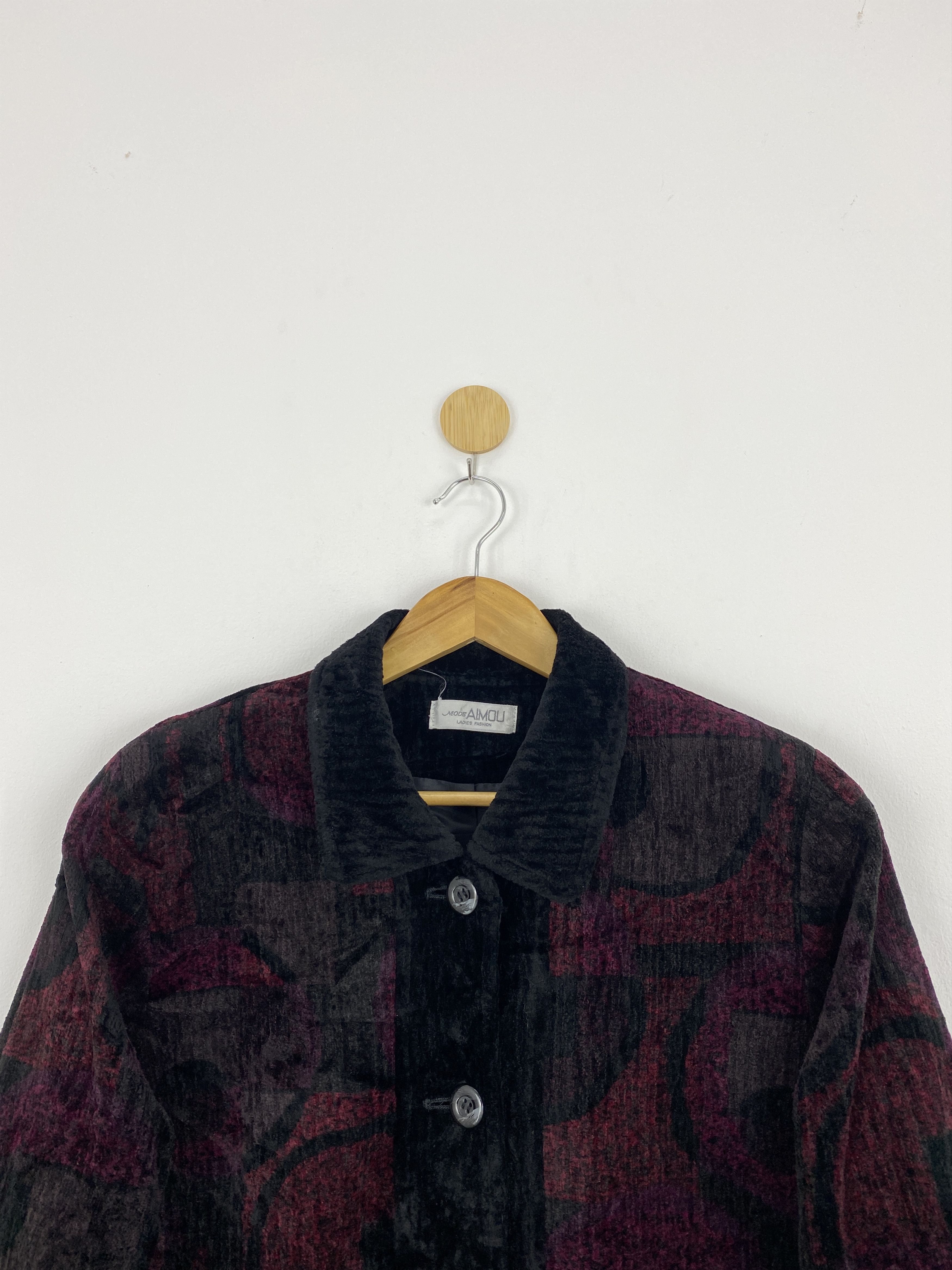 Japanese Brand Vintage Novelty Boroque Velvet Button Up Jacket J1743 Size M / US 6-8 / IT 42-44 - 2 Thumbnail