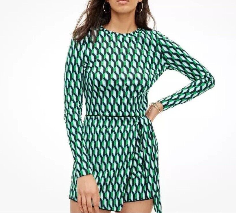 Diane von Furstenberg × Target Basics DVF Target XXS Side Wrap Arrow Geo Green Mini Skort NEW Size 25" / US 0 / IT 36 - 7 Thumbnail
