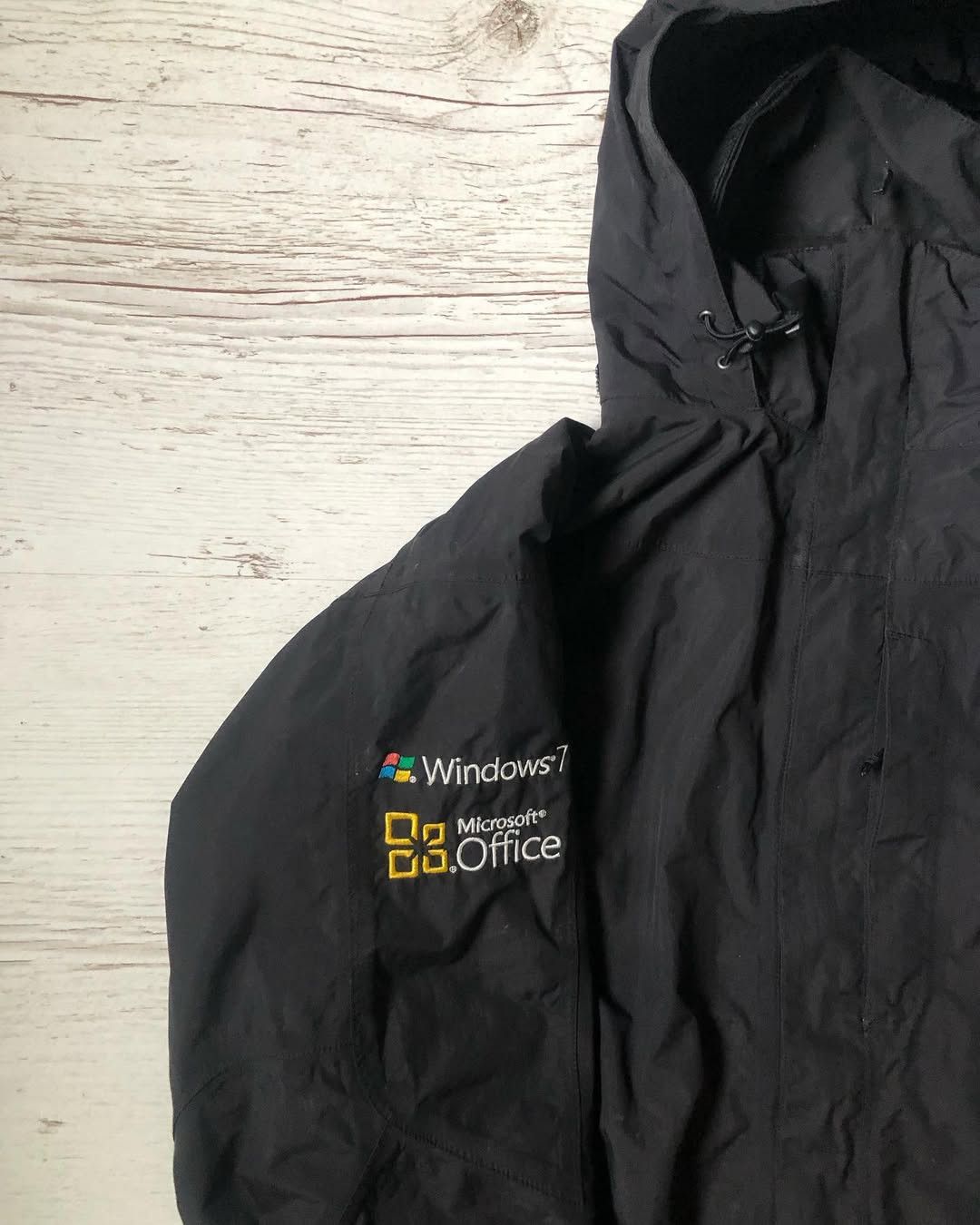 The North Face The North Face Size US L / EU 52-54 / 3 - 4 Thumbnail
