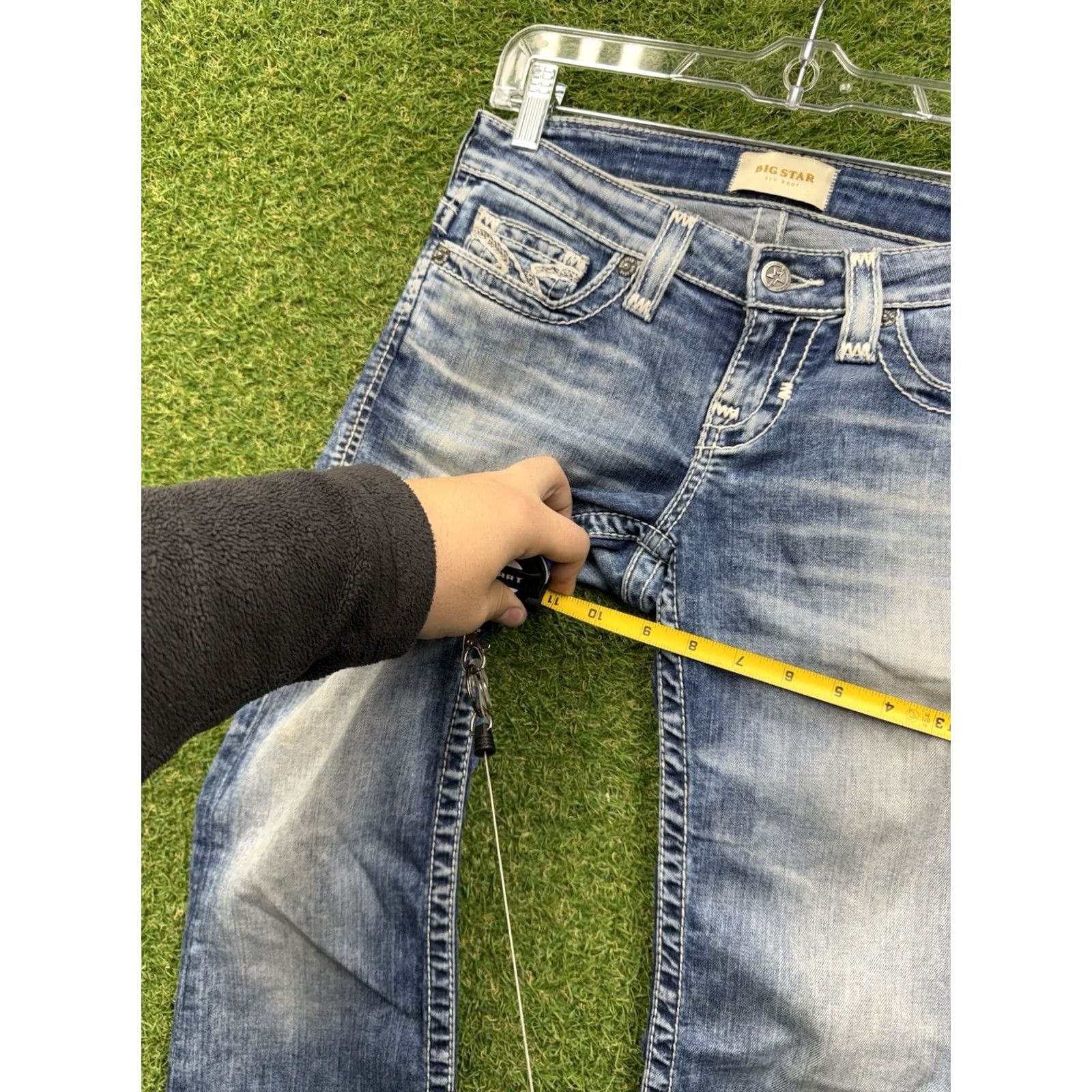 Vintage BIG STAR Liv Jeans Bootcut 25R Womens Blue Medium Wash Distressed Stretch 25x29 Jeans Women Bootcut Distressed Pockets Stars Vintage No N/A Size 42" / US 20 - 7 Thumbnail