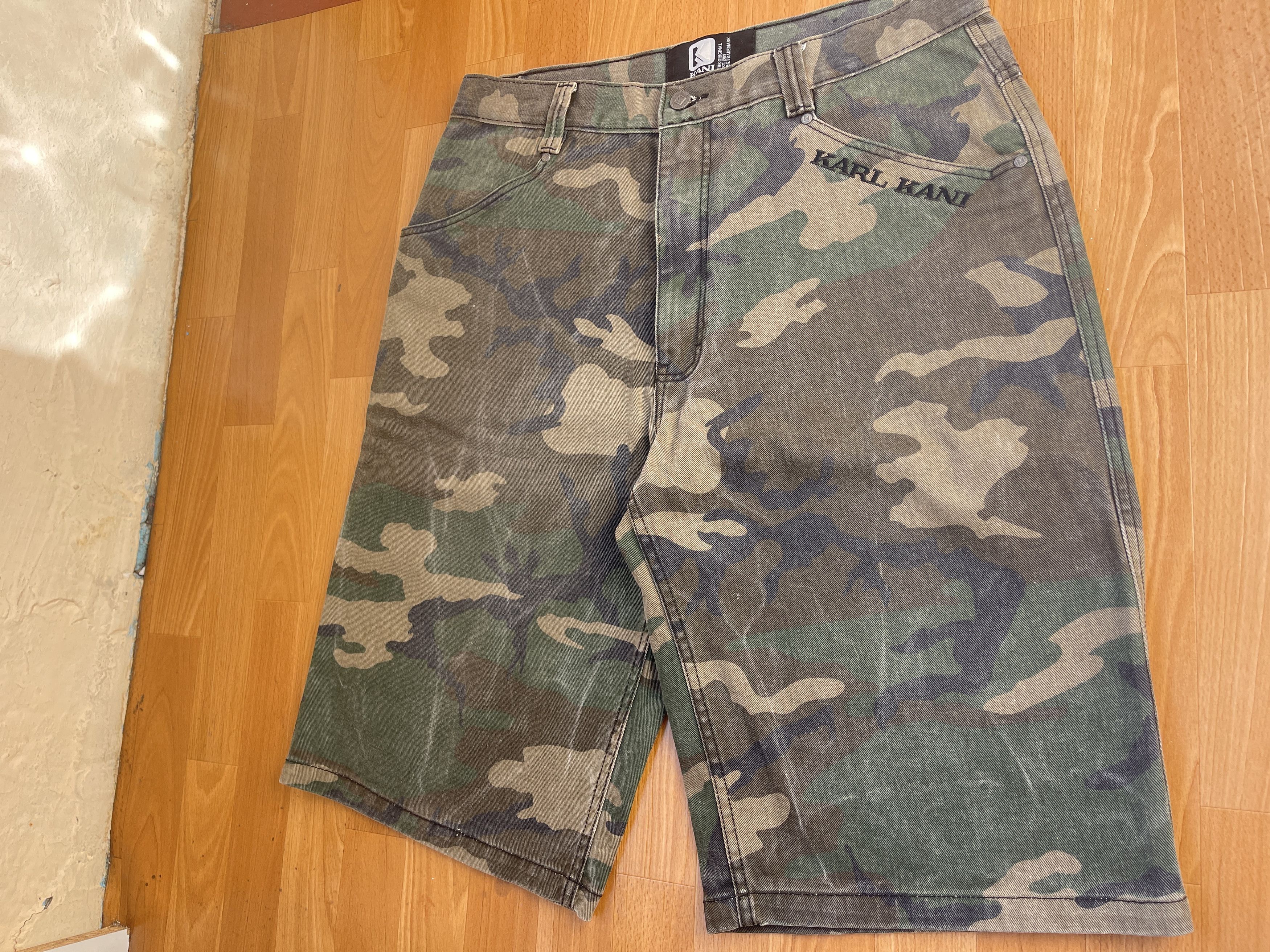 Karl Kani KARL KANI shorts, baggy, vintage Kani jeans 90s hip hop W 36 Size US 36 / EU 52 - 9 Thumbnail
