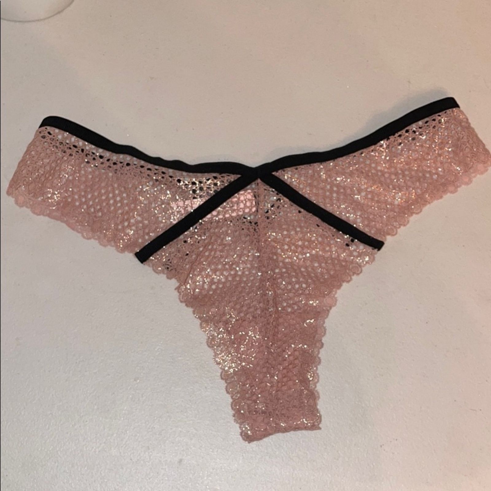 Victoria's Secret Victoria's Secret Thong VS Dusty Rose Shimmer VS VERY SEXY Size ONE SIZE - 1 Thumbnail
