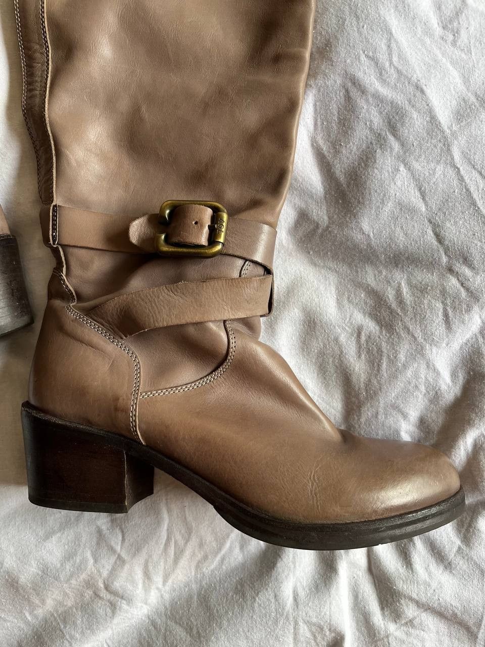 AGL × Vintage AGL vintage beige leather women's boots with straps Size US 7 / IT 37 - 4 Thumbnail