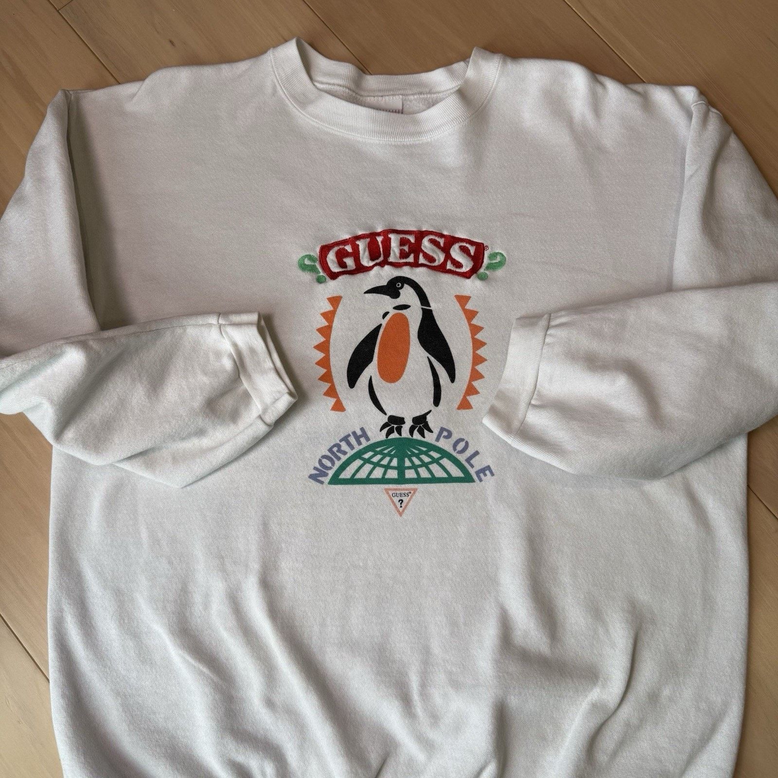 Guess Vintage Guess North Pole Sweatshirt White 90s Made in USA Size US L / EU 52-54 / 3 - 5 Thumbnail