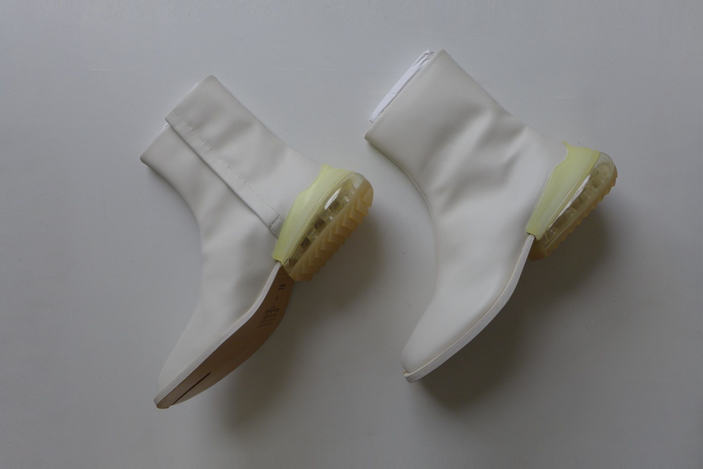 Maison Margiela Margiela Tabi Airbag Heel Boots - White Calf Leather Size US 11 / EU 44 - 8 Thumbnail