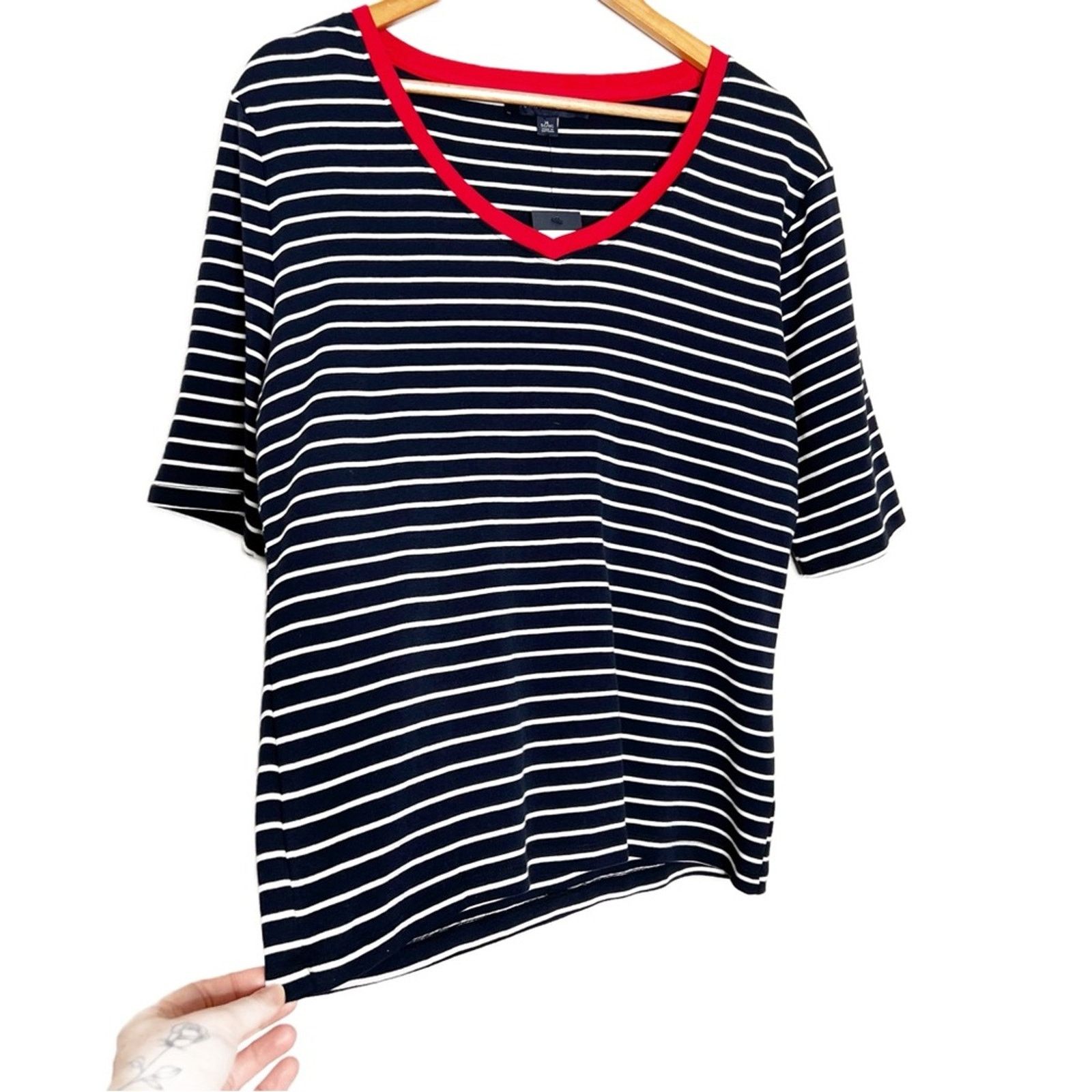Tommy Hilfiger New with Tag Women's Tommy Hilfiger Navy Striped T-Shirt Size XL / US 12-14 / IT 48-50 - 4 Thumbnail