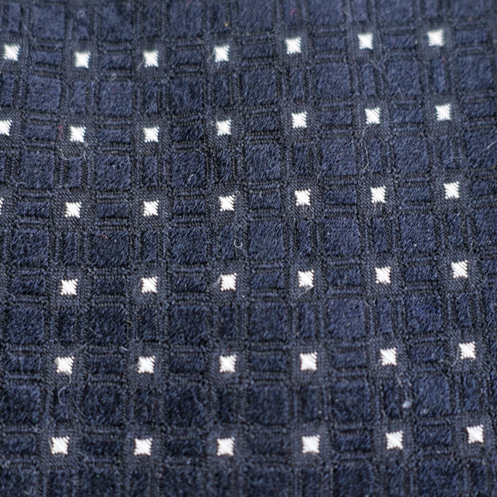 Calvin Klein Calvin Klein Blue Woven Geometric Silk Tie Size ONE SIZE - 2 Thumbnail